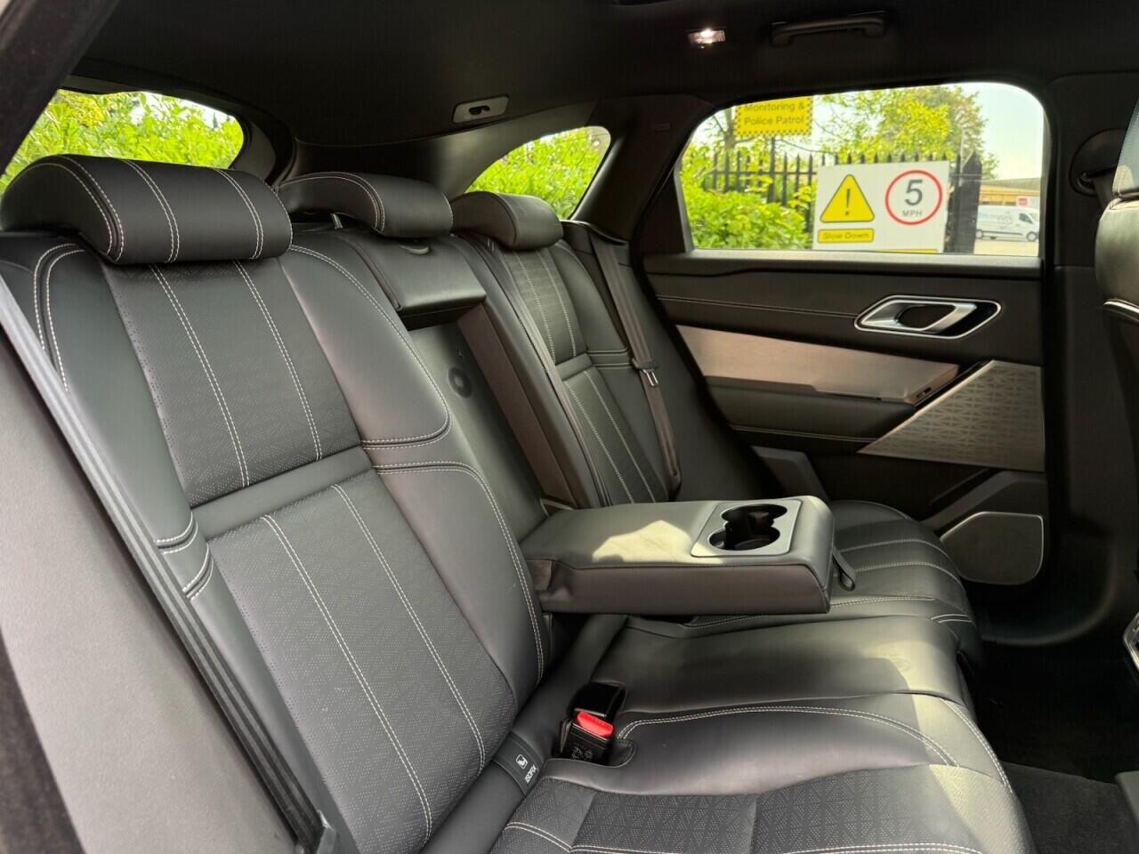 Land Rover Range Rover Velar view 42