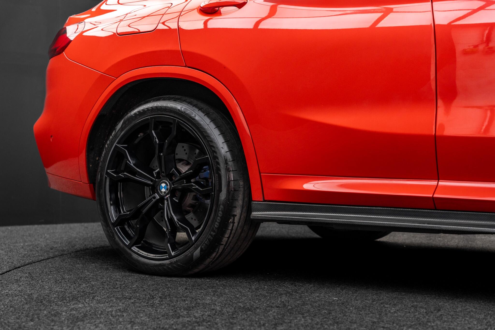 BMW X4 M view 34