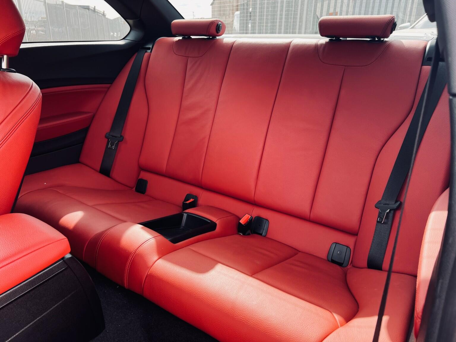 BMW 2 Series view 31