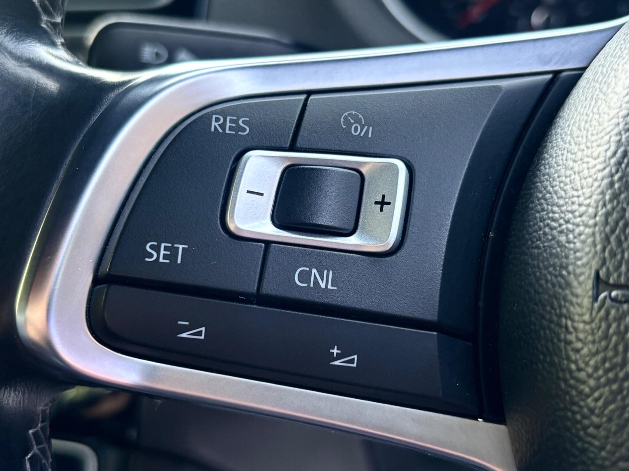 Volkswagen Polo view 22