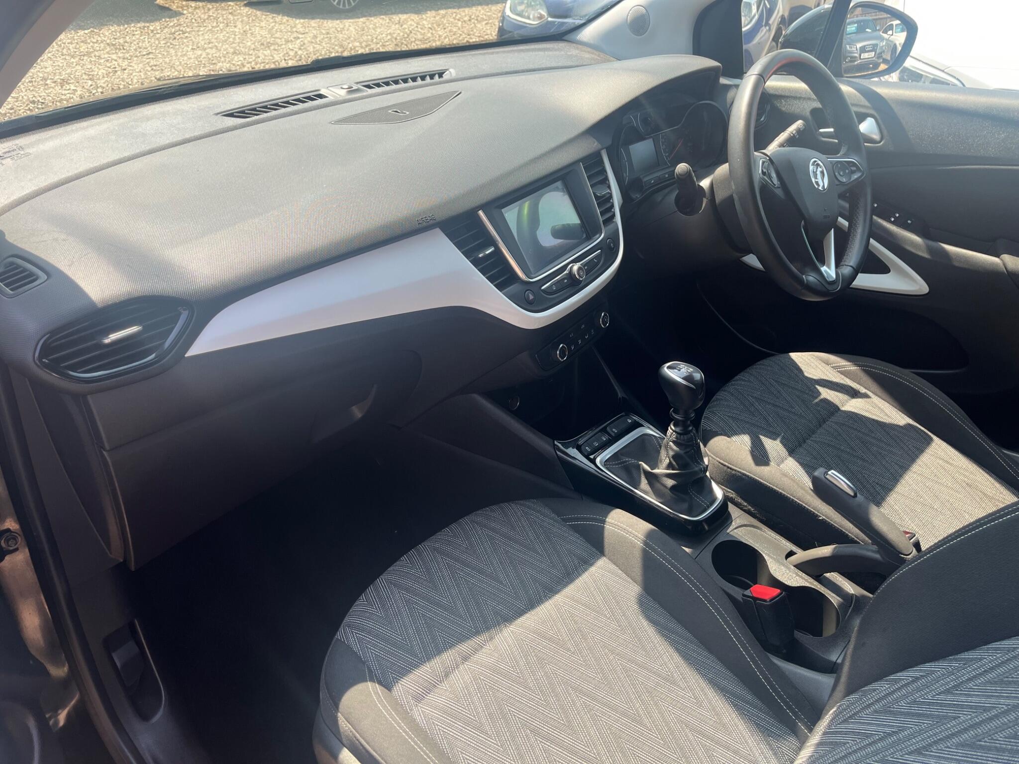 Vauxhall Crossland X view 11