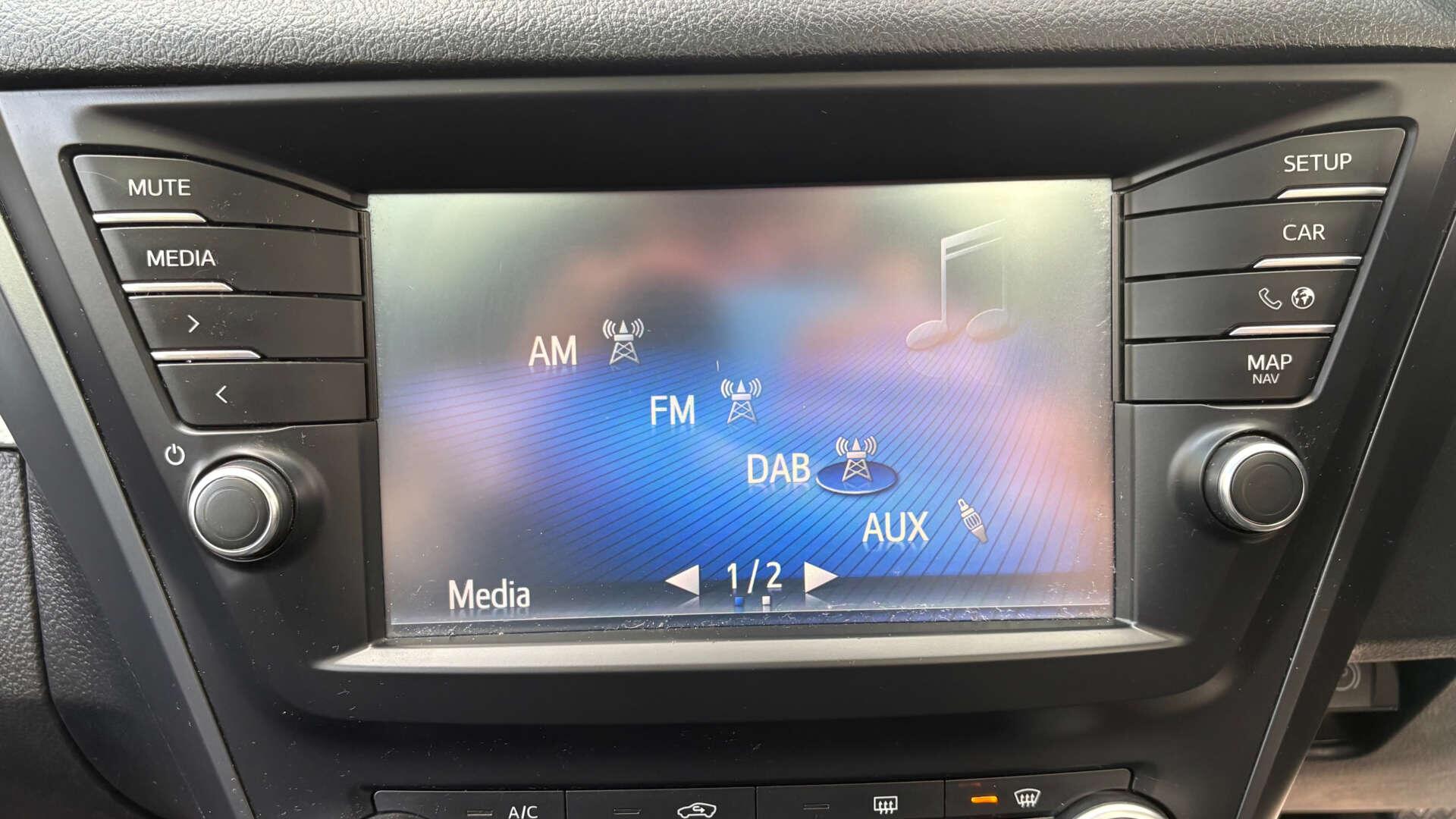 Toyota Avensis view 26
