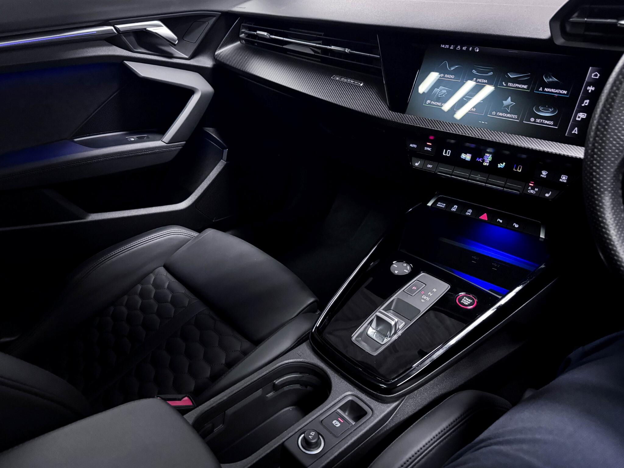 Audi RS3 view 34