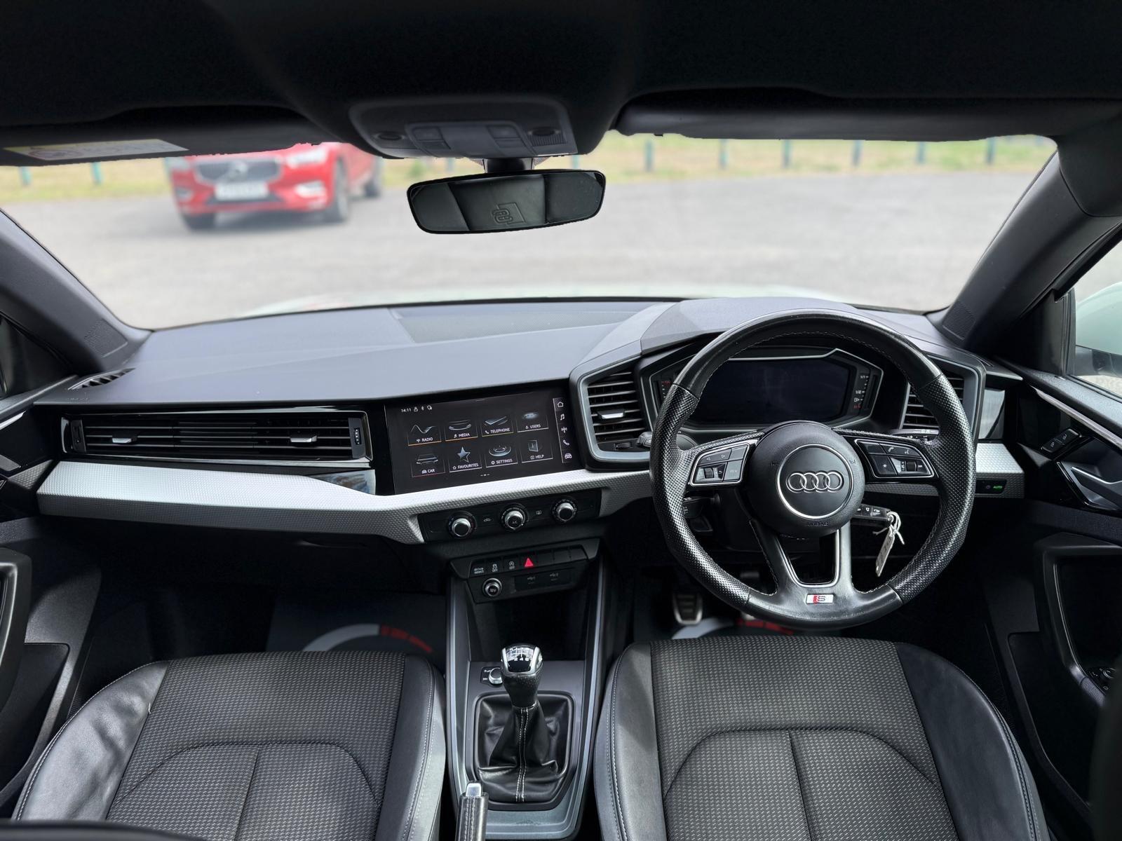Audi A1 view 26