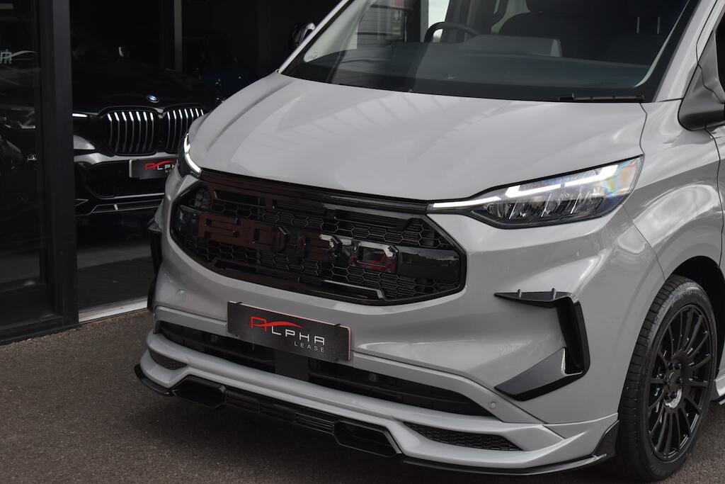 Ford Transit Custom view 20