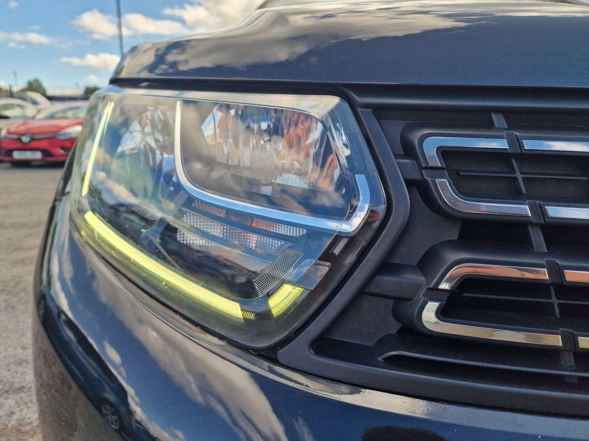 Dacia Duster view 57