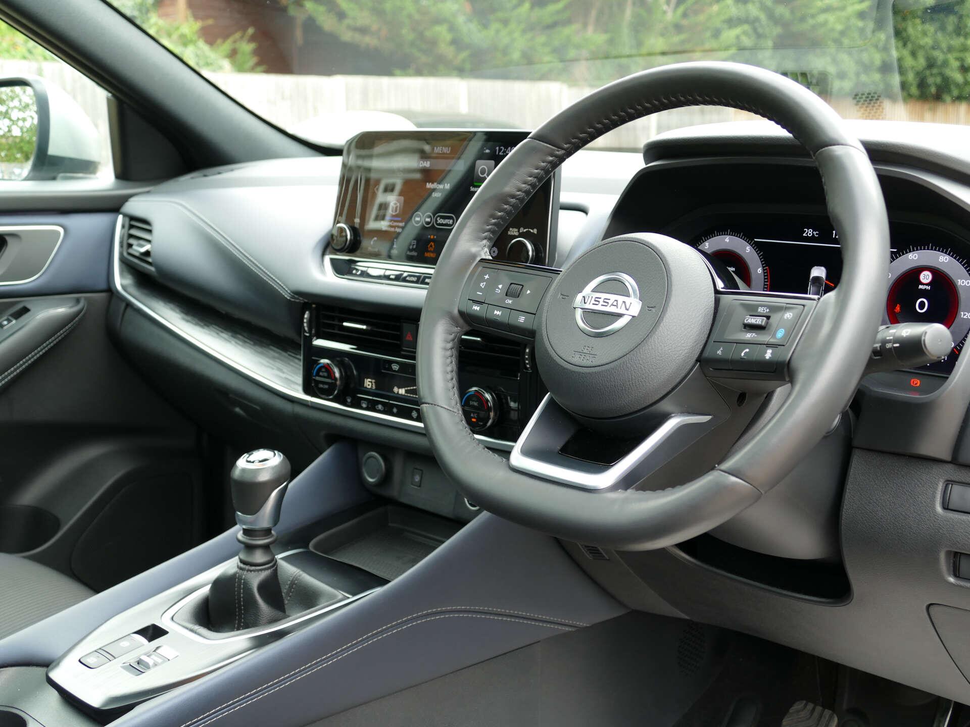 Nissan Qashqai view 23