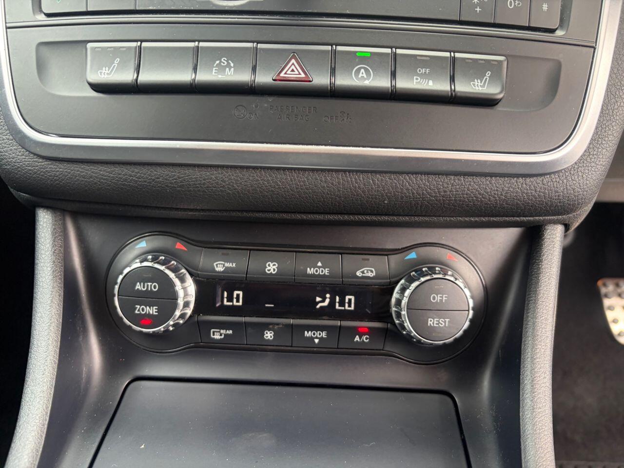 Mercedes-Benz Cla view 31