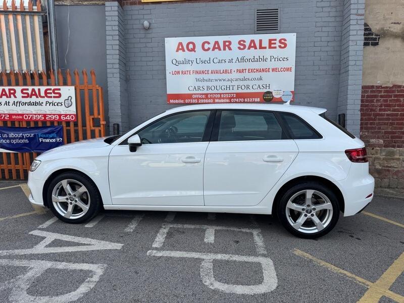 Audi A3 view 4