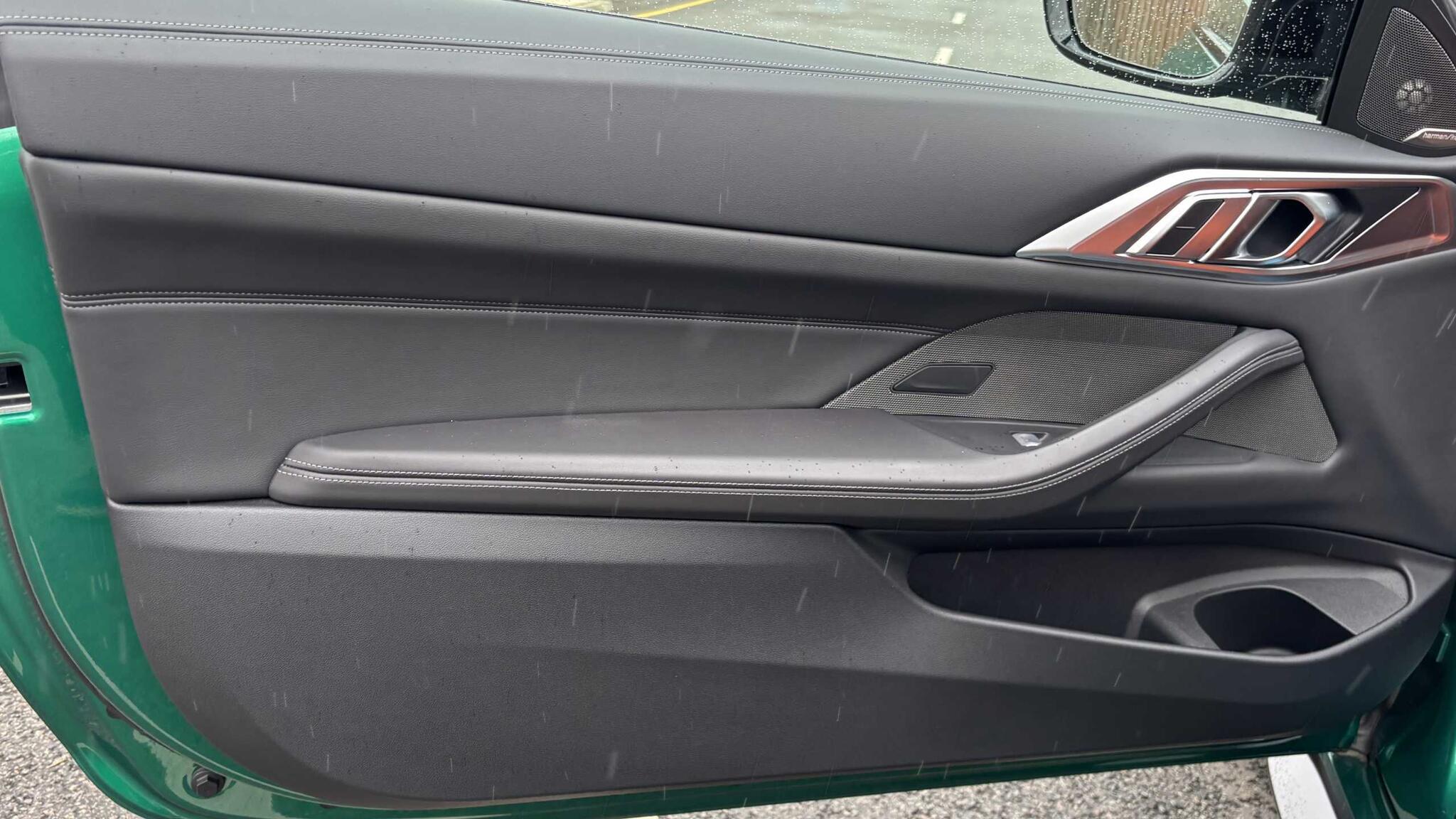BMW M4 view 24