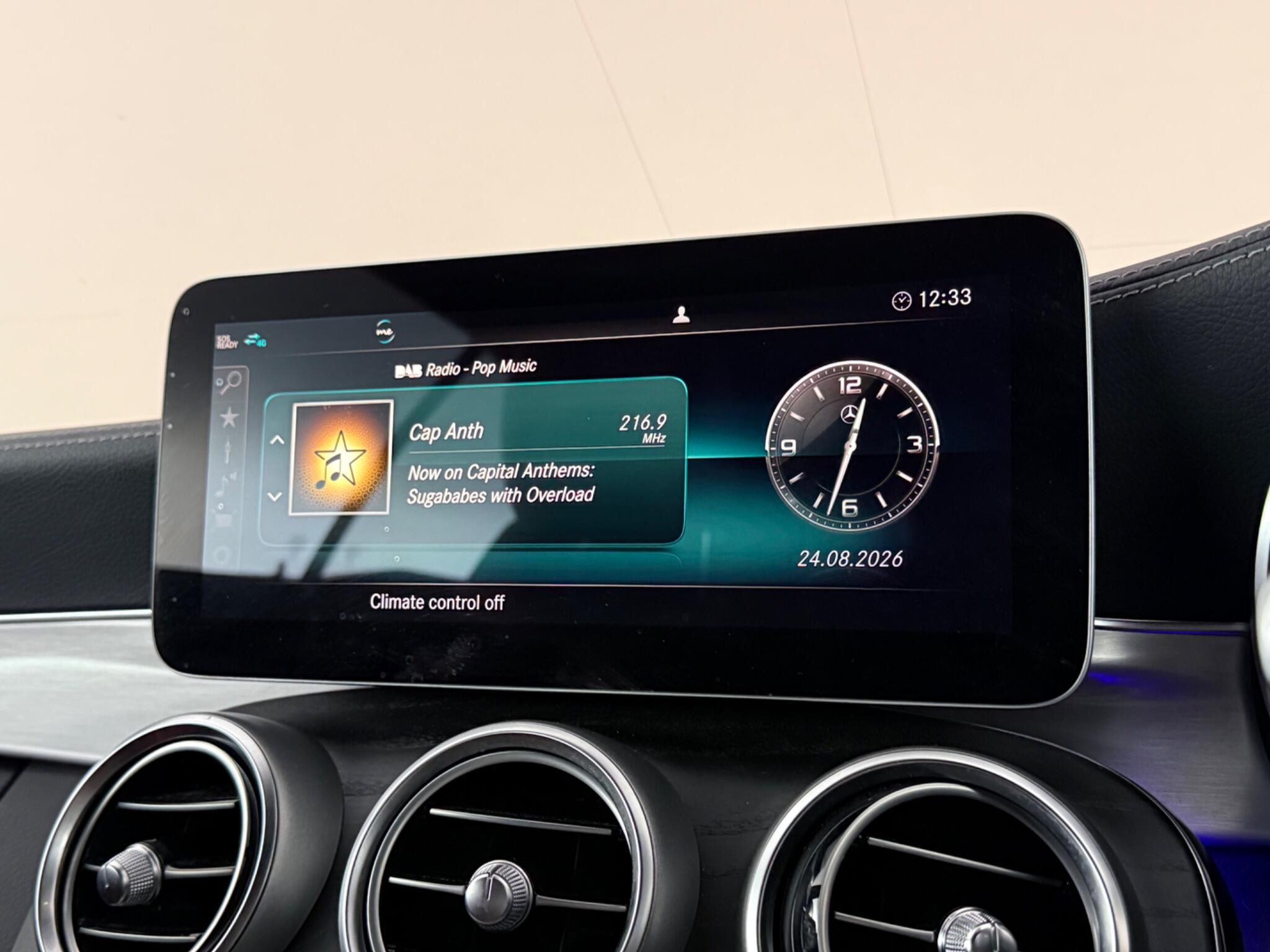 Mercedes-Benz C-Class view 30