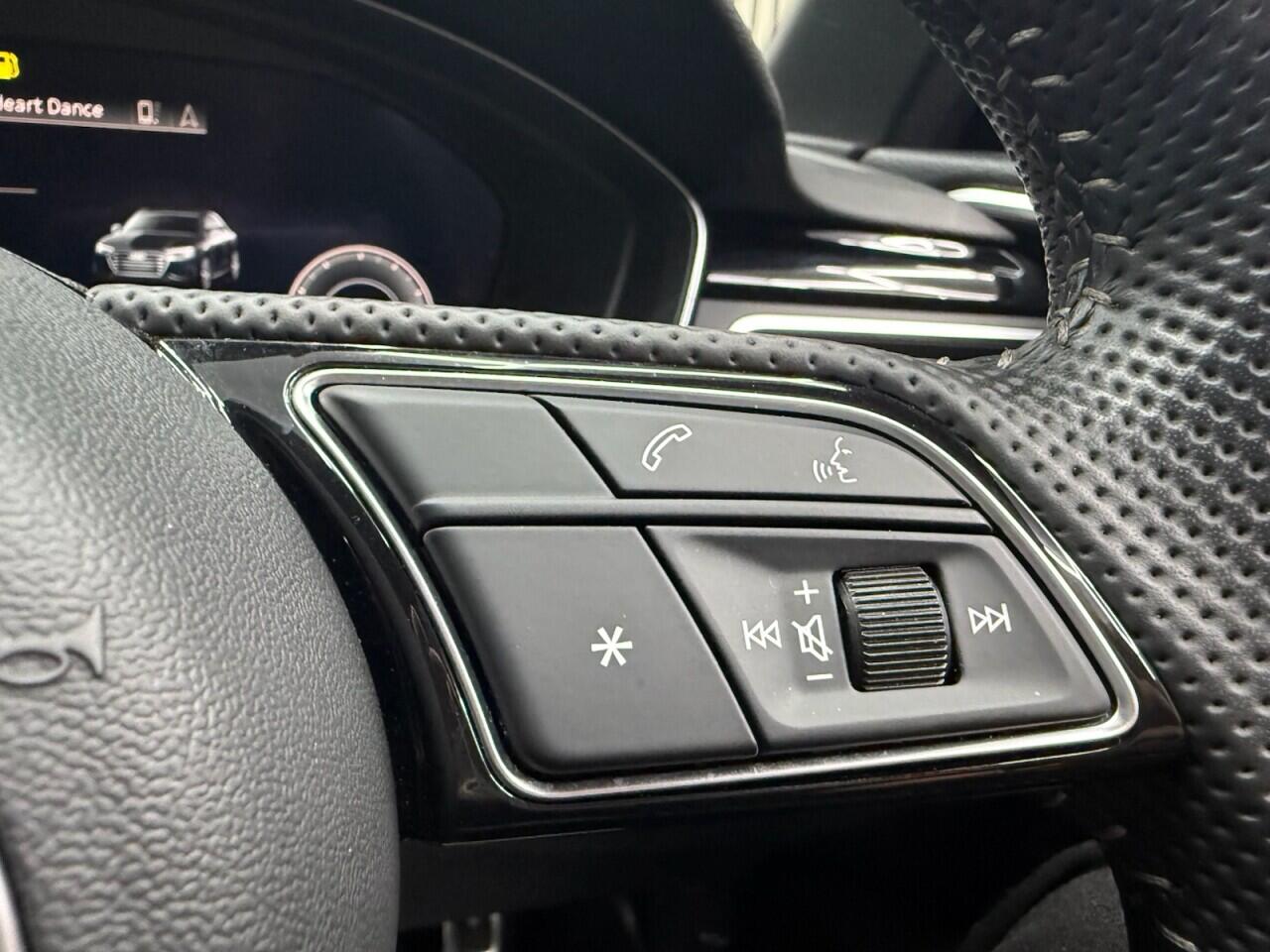 Audi A4 view 15