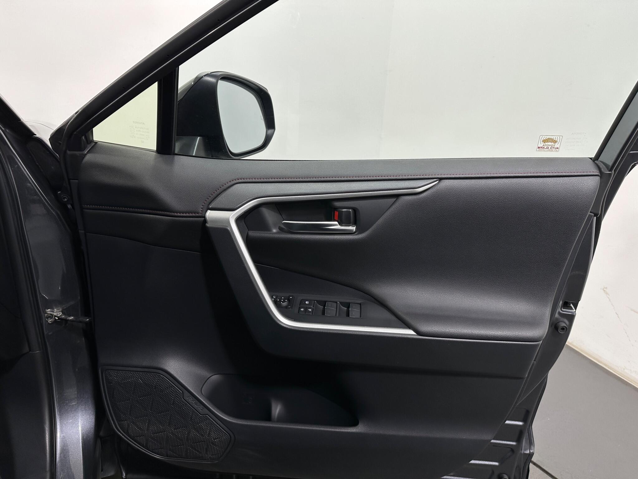 Toyota Rav4 view 33