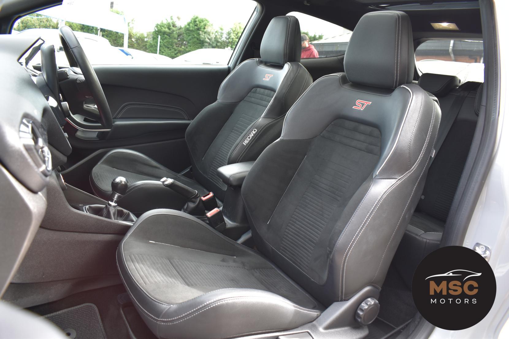 Ford Fiesta view 36