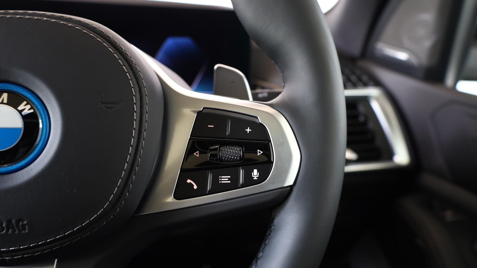 BMW X5 view 19