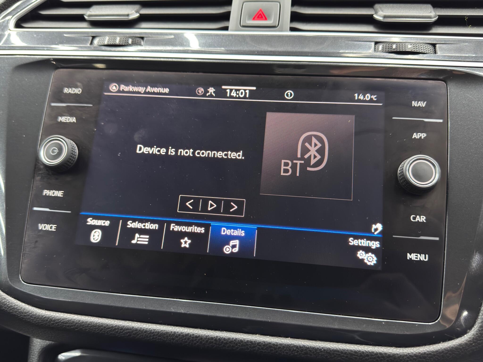 Volkswagen Tiguan Allspace view 32