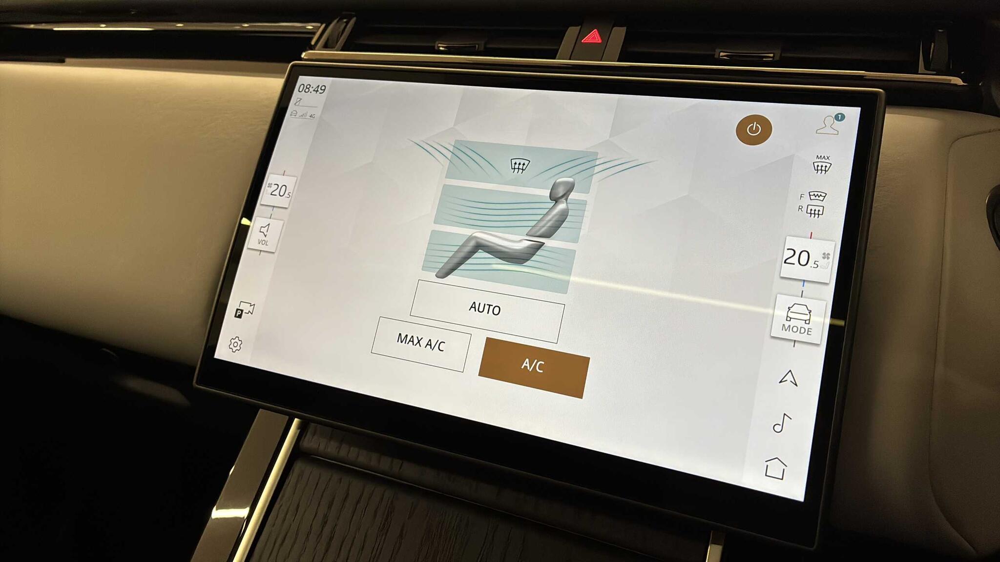 Land Rover Range Rover Velar view 30