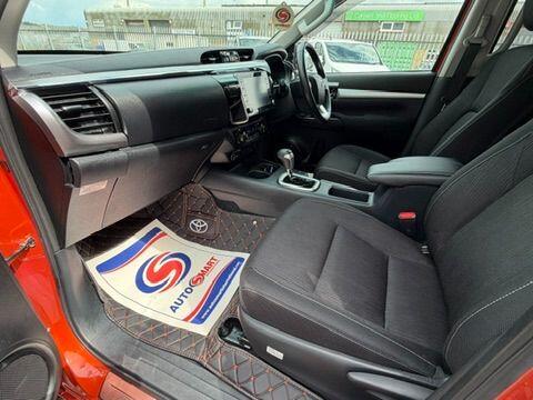 Toyota Hilux view 17