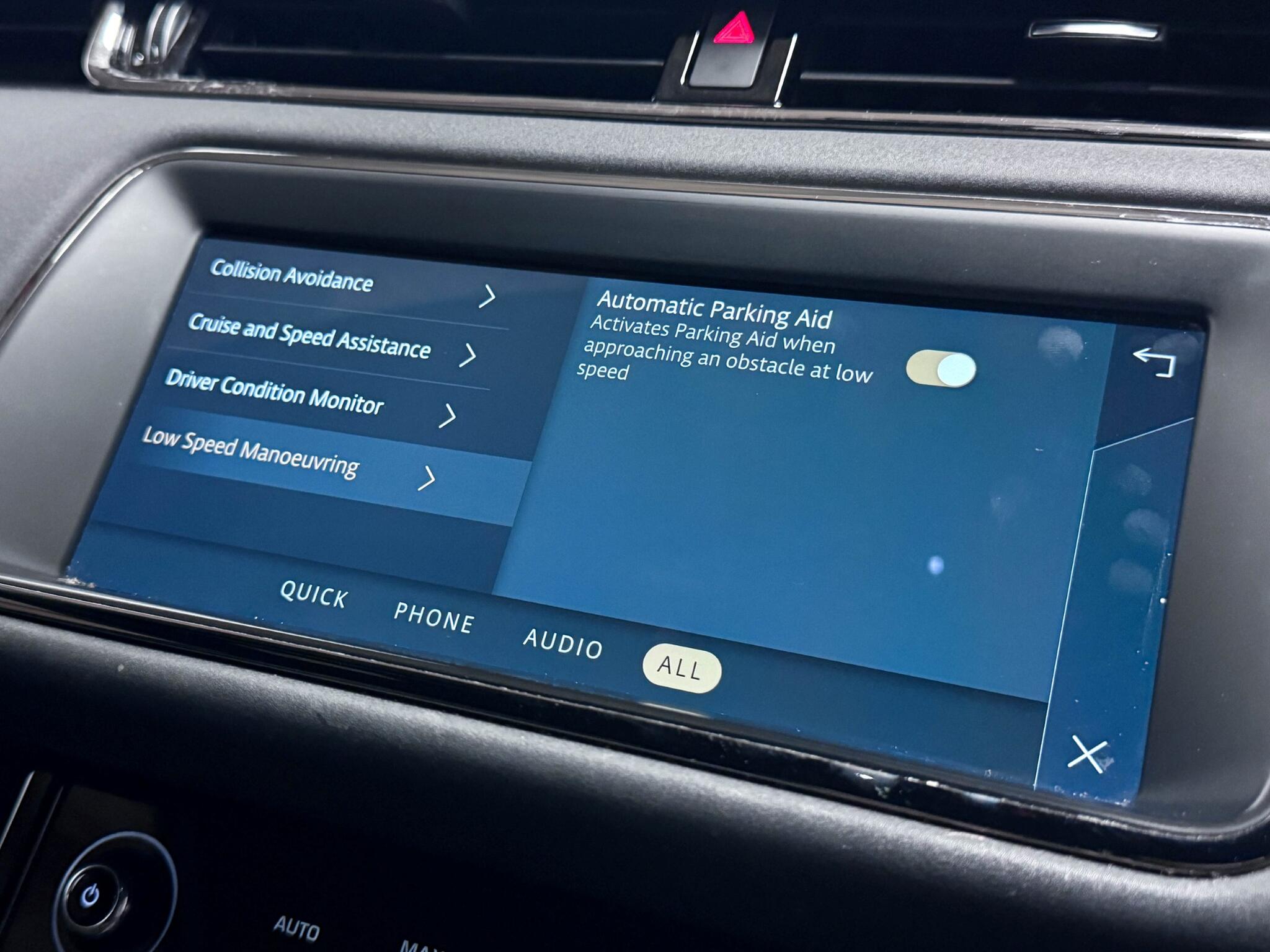 Land Rover Range Rover Evoque view 50