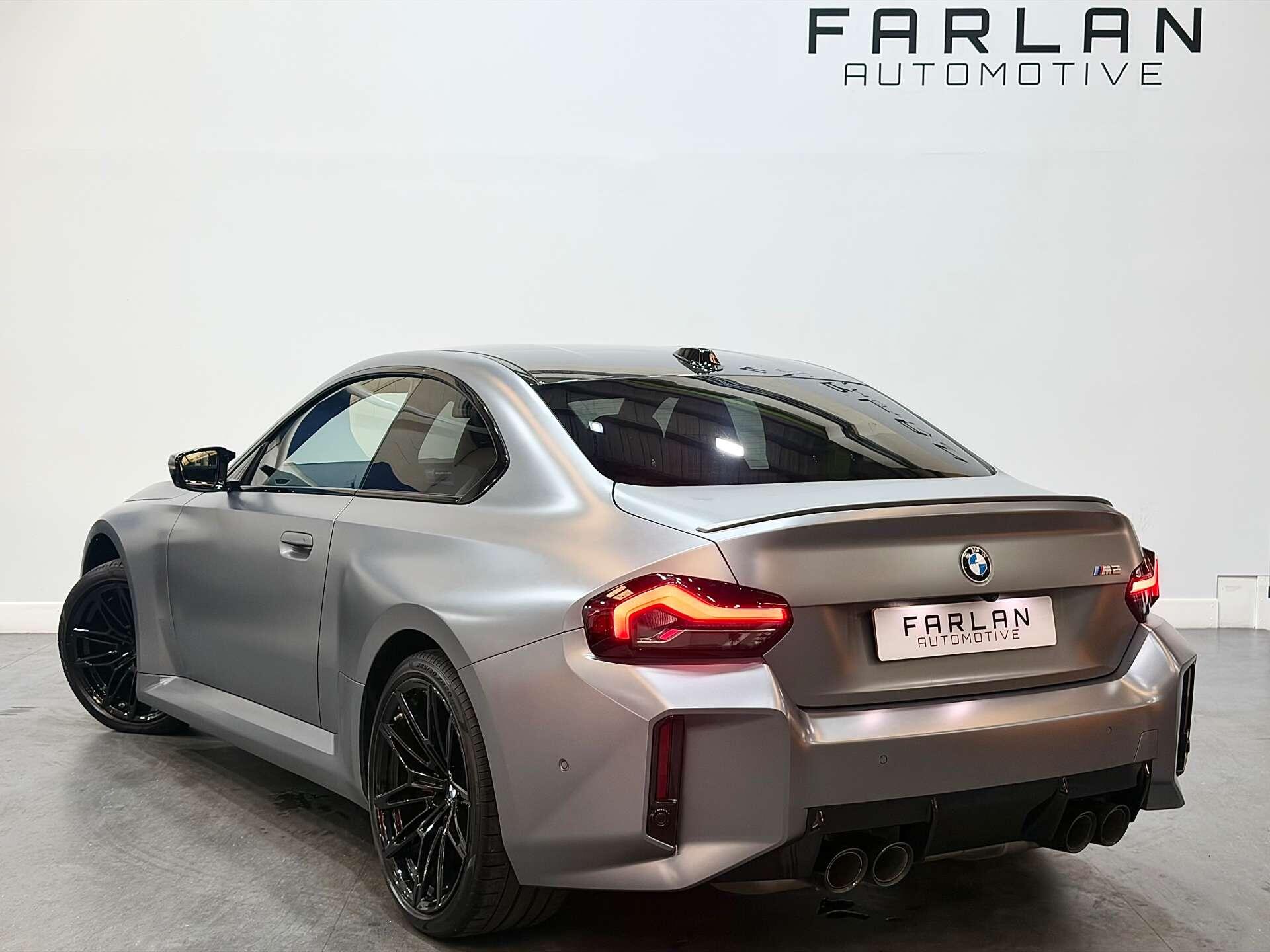 BMW M2 view 5