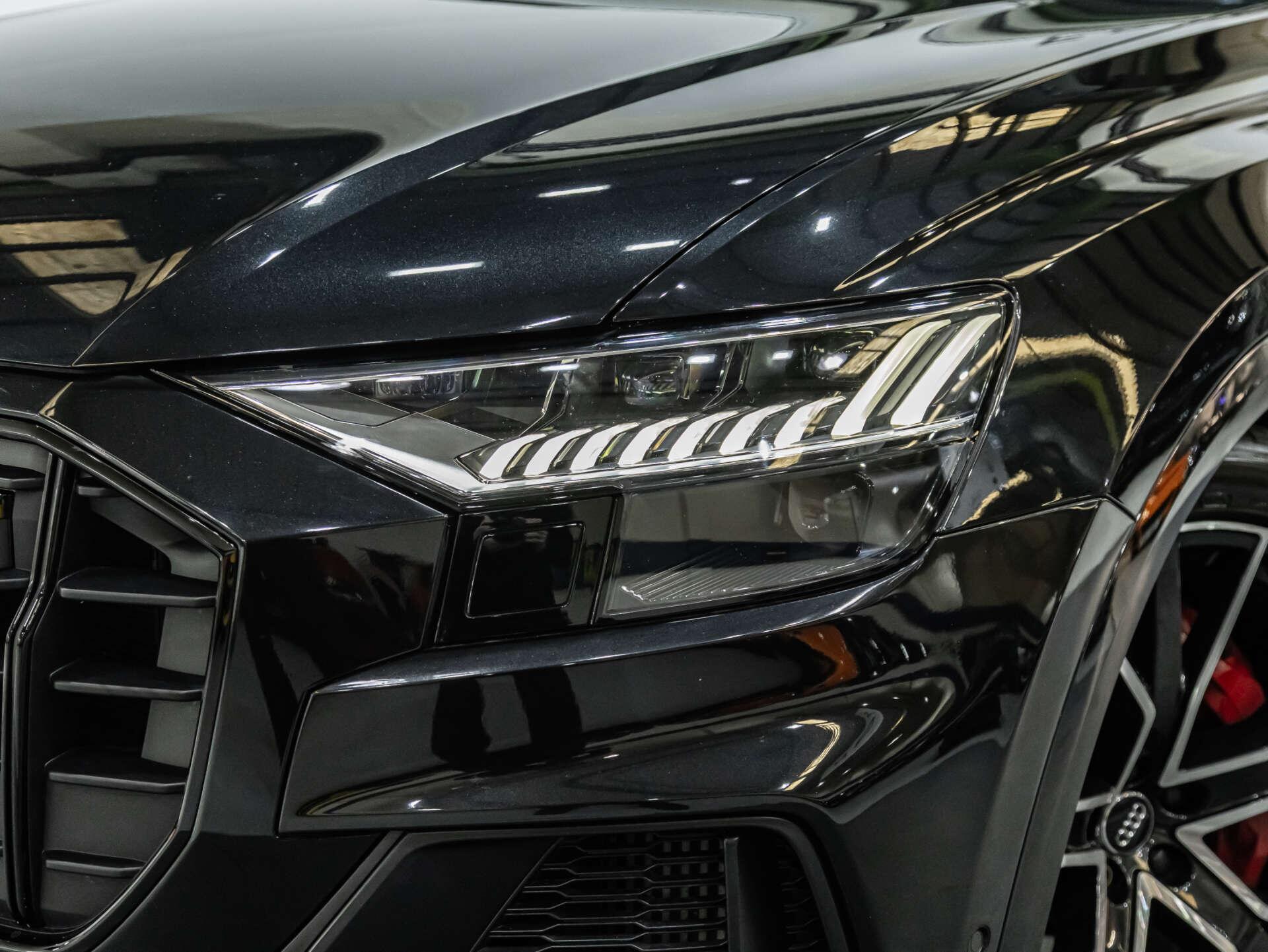 Audi SQ8 view 85
