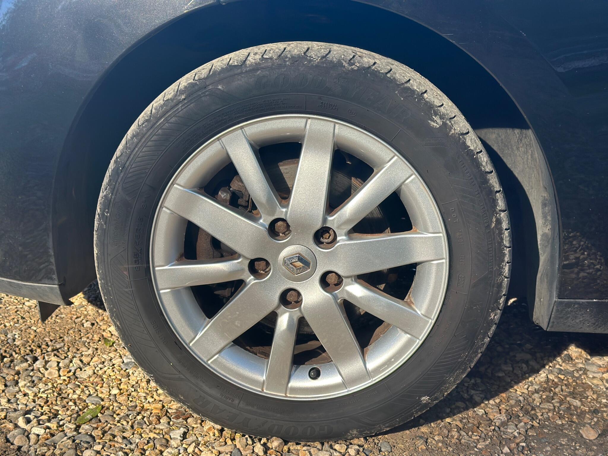 Renault Megane view 45