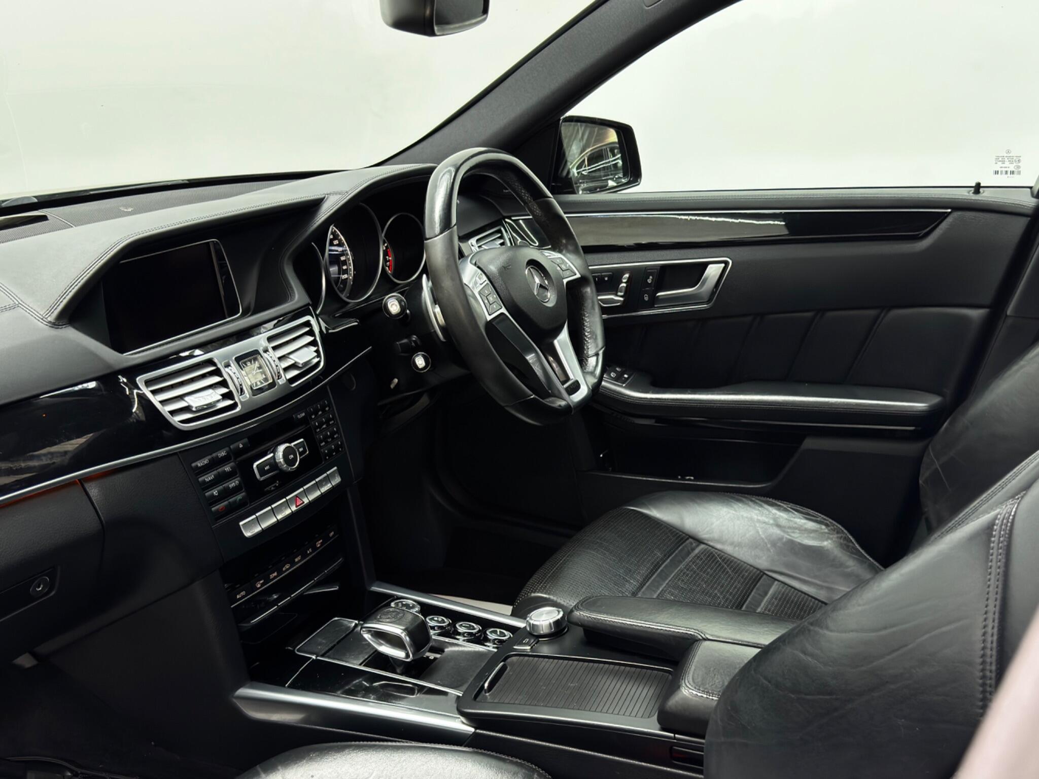 Mercedes-Benz E-Class view 18