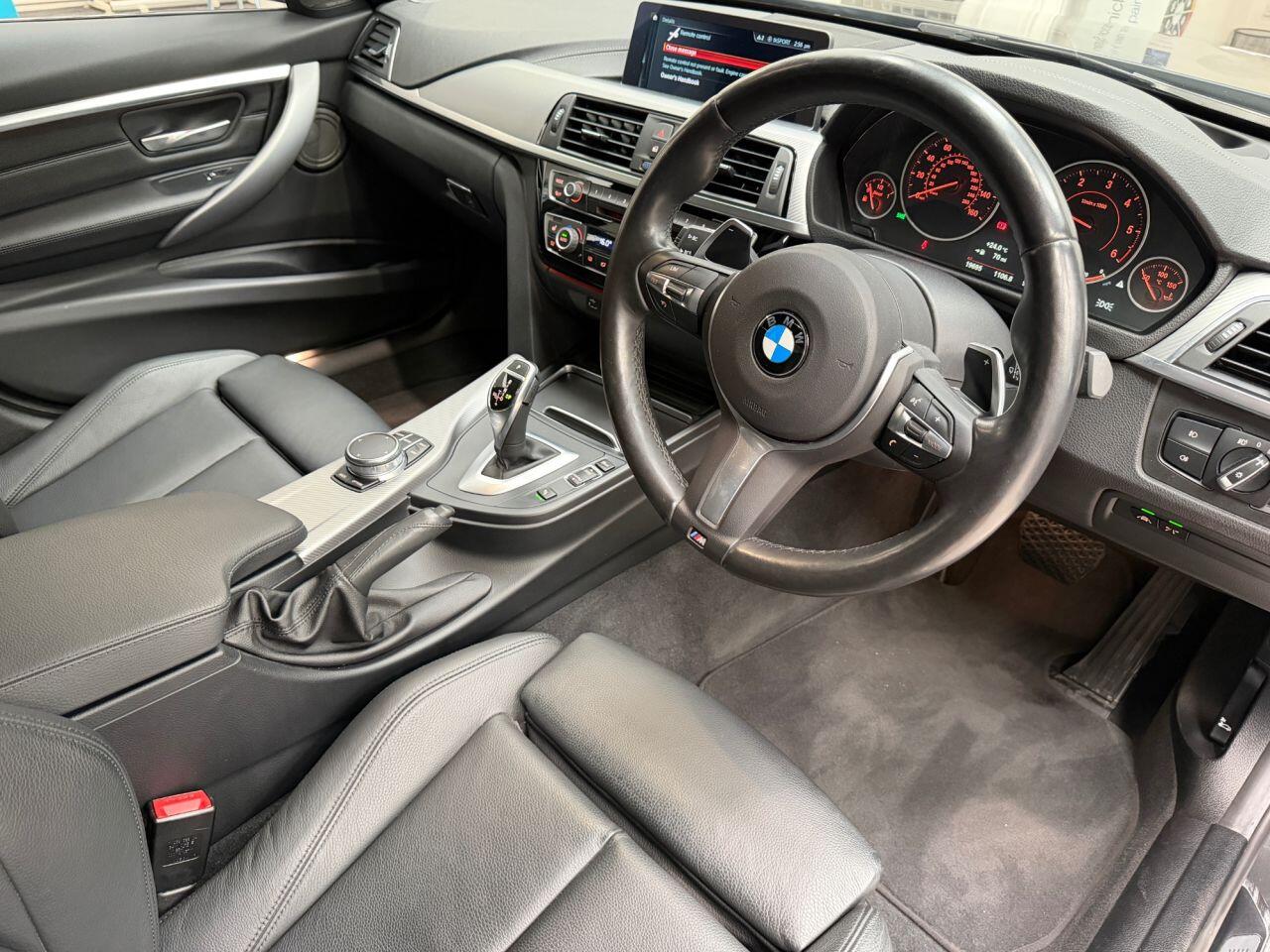 BMW 3 Series view 26