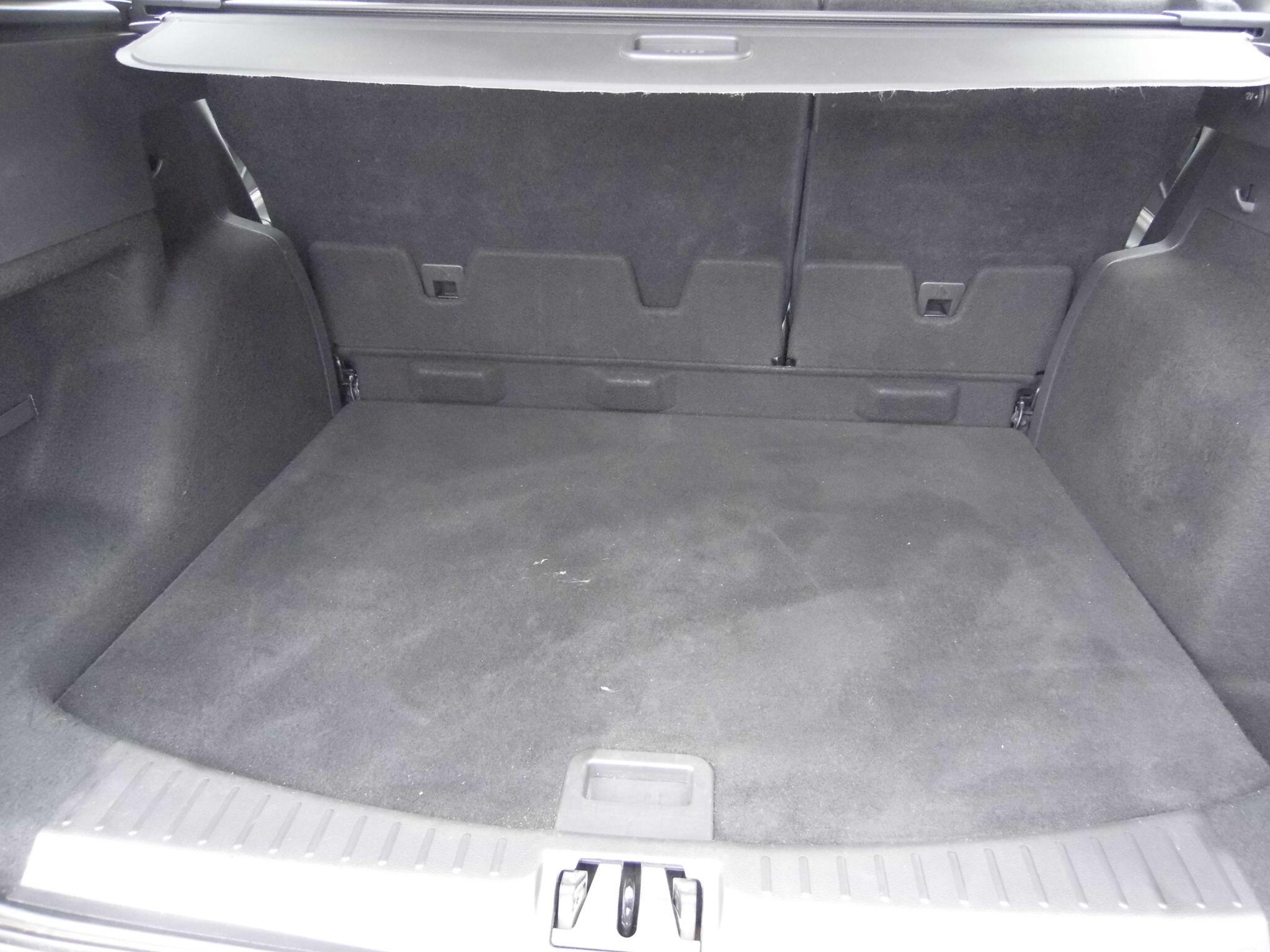 Ford Kuga view 17