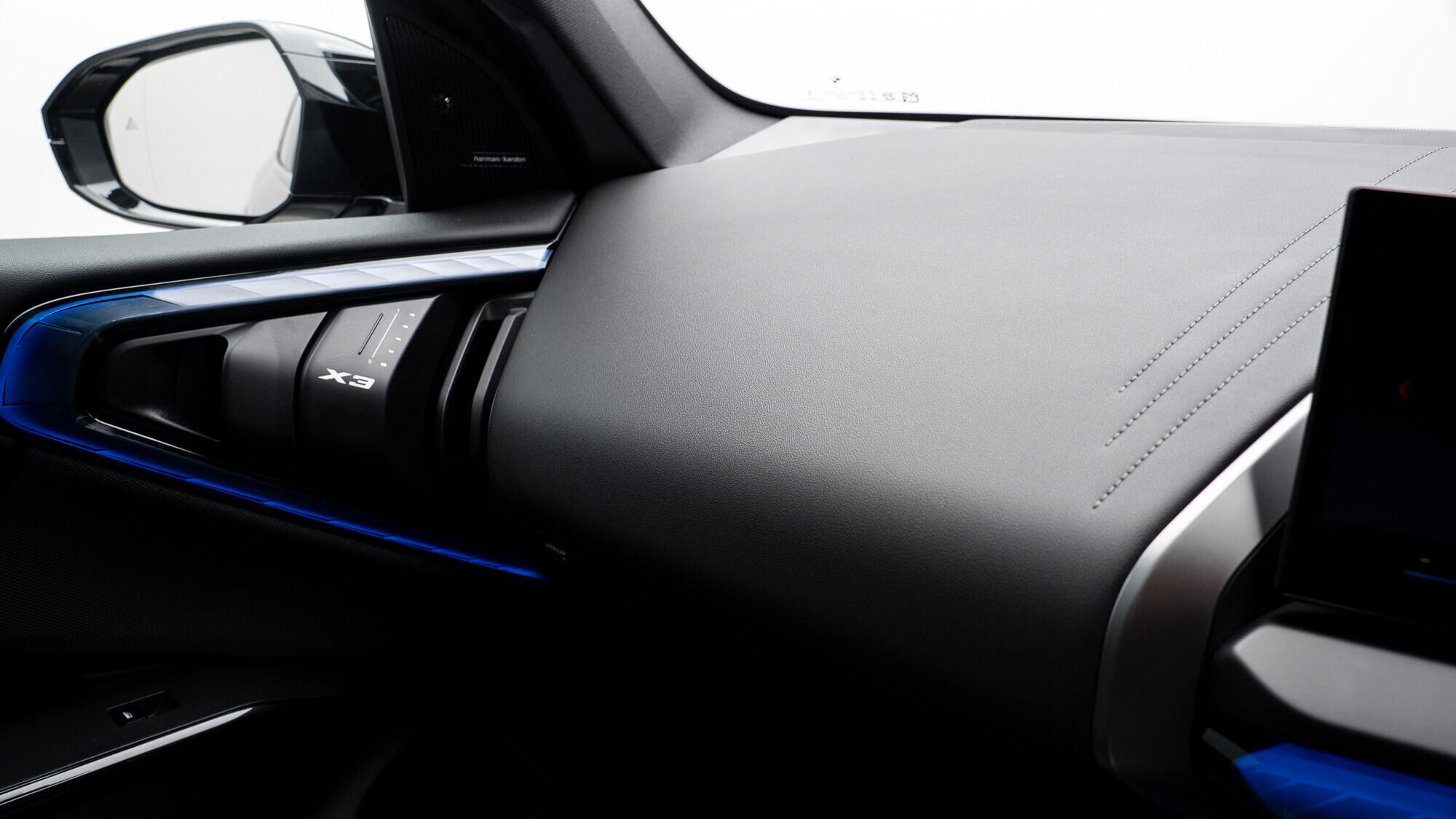 BMW X3 view 37