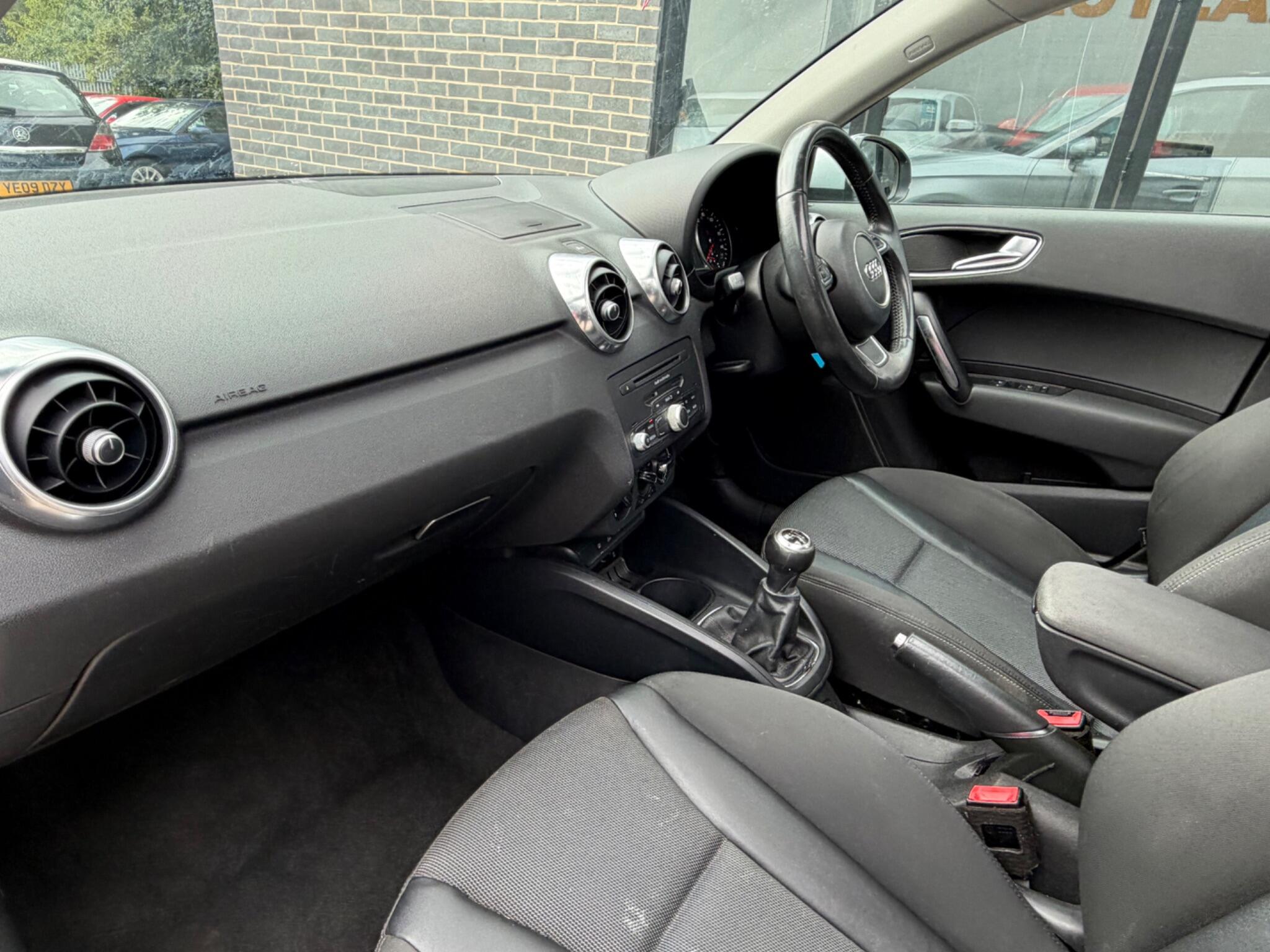 Audi A1 view 17