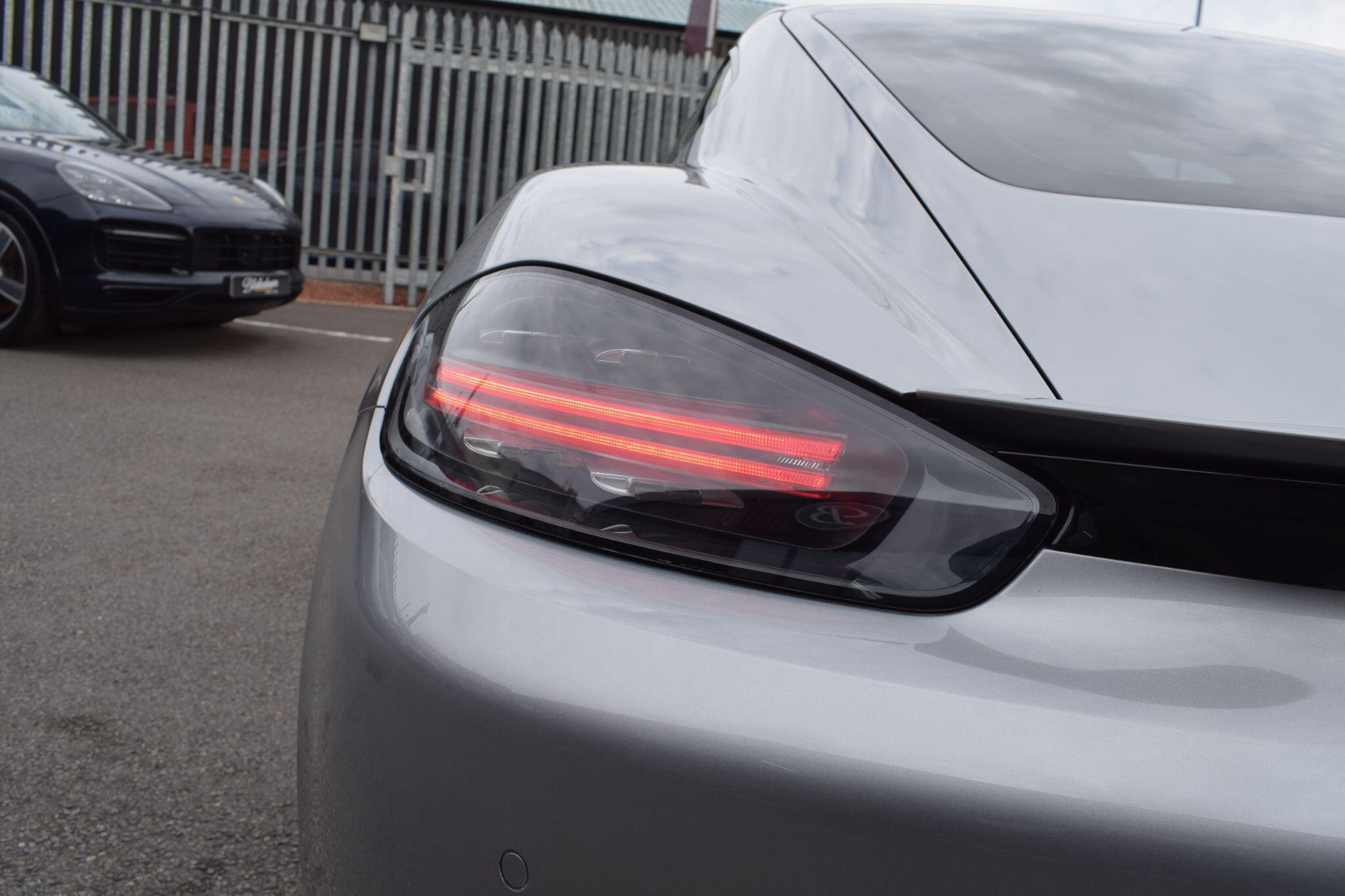 Porsche 718 Cayman view 40