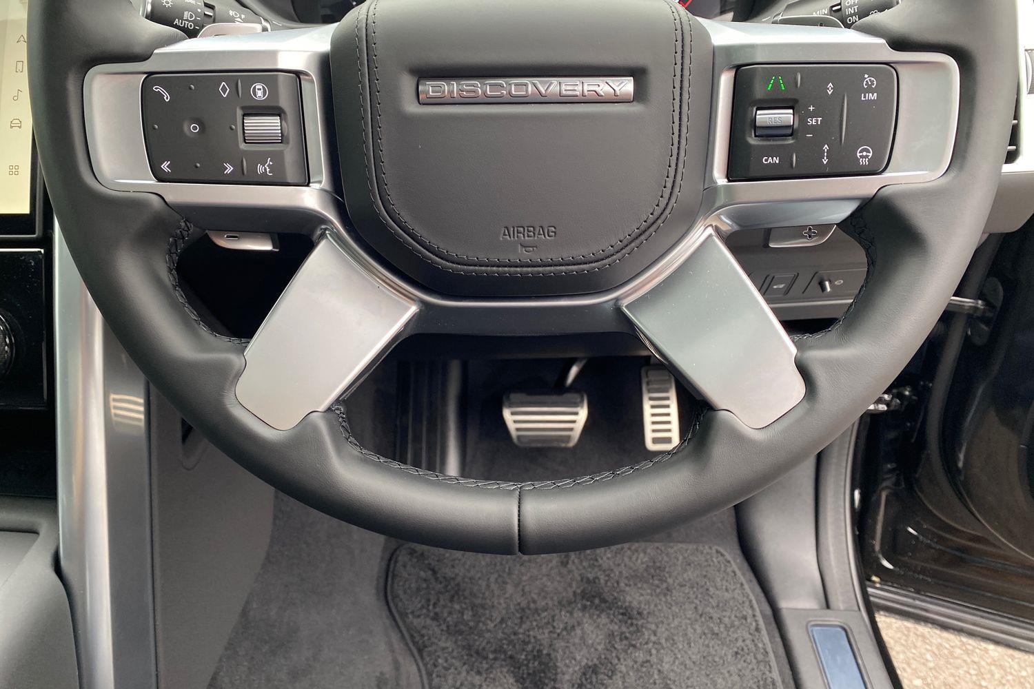 Land Rover Discovery view 21