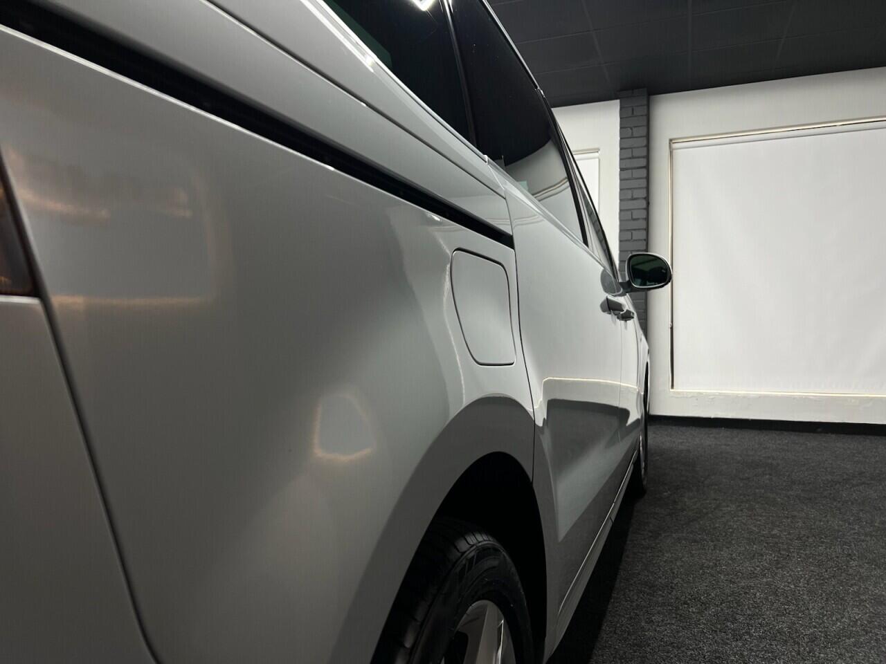 SEAT Alhambra view 13
