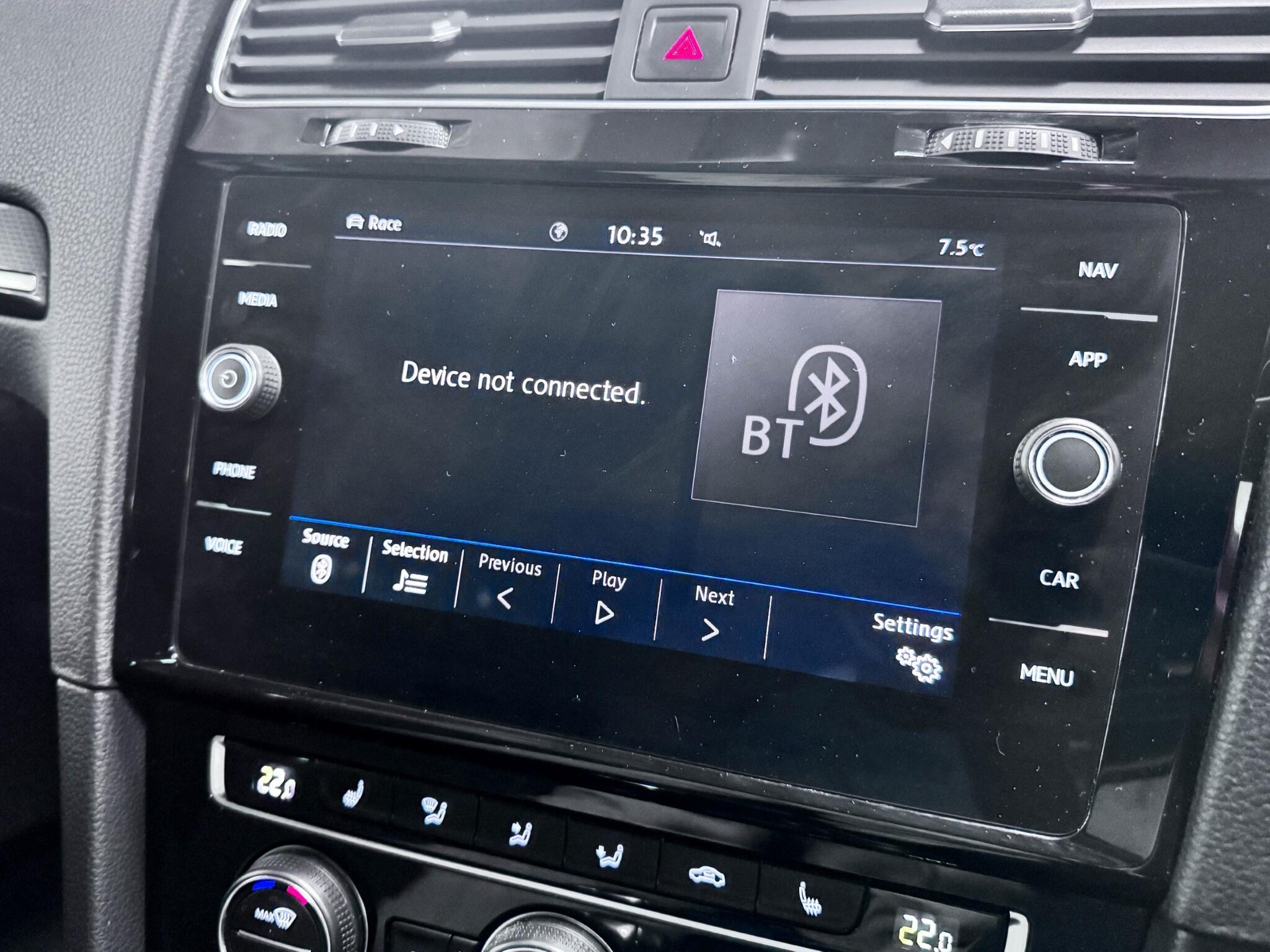Volkswagen Golf view 35