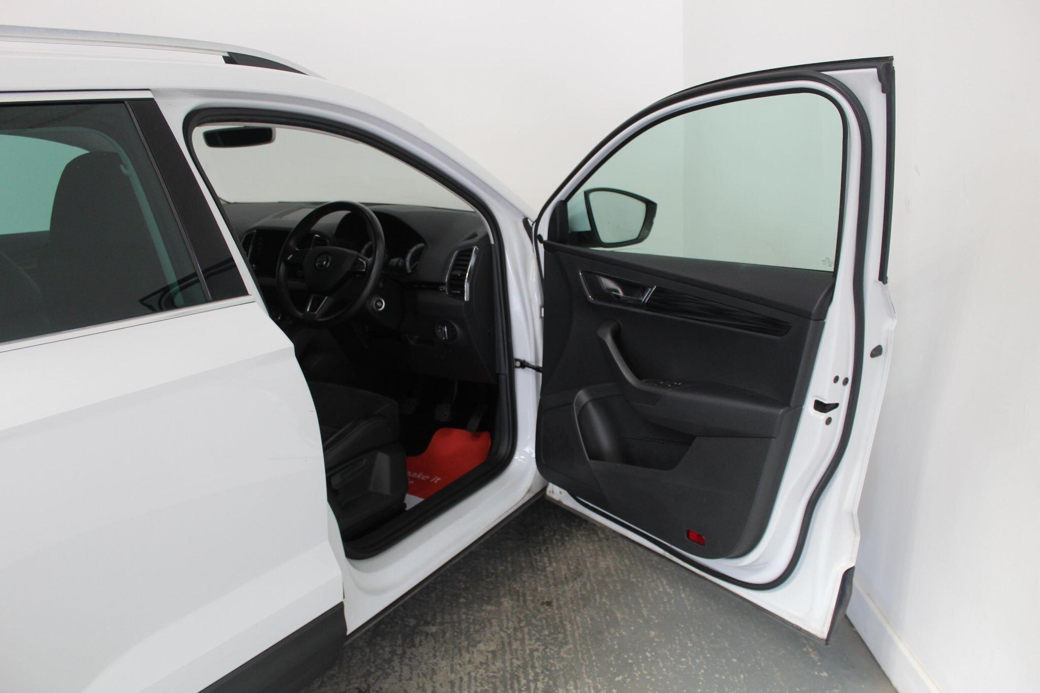 Skoda Karoq view 25
