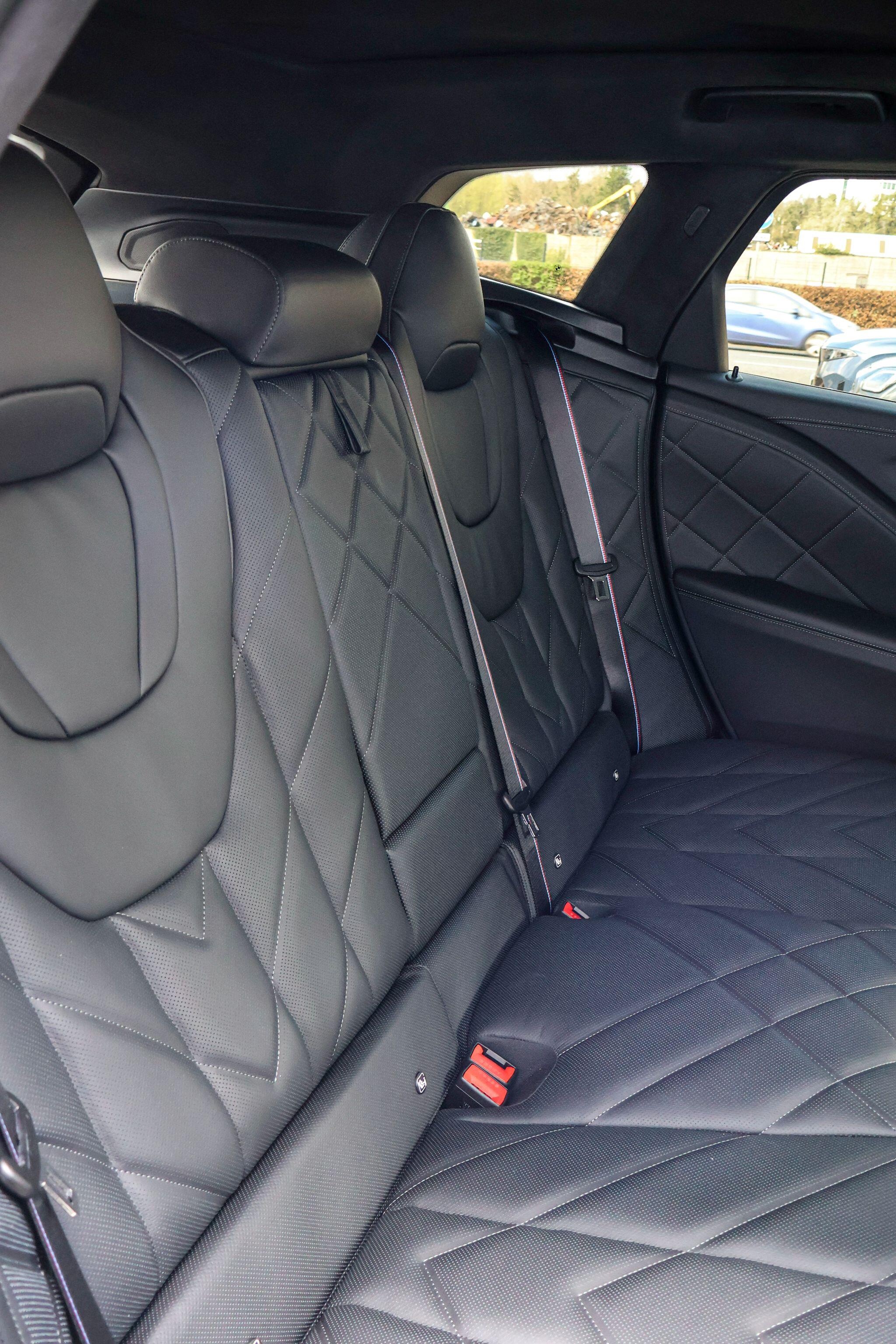 BMW XM view 18