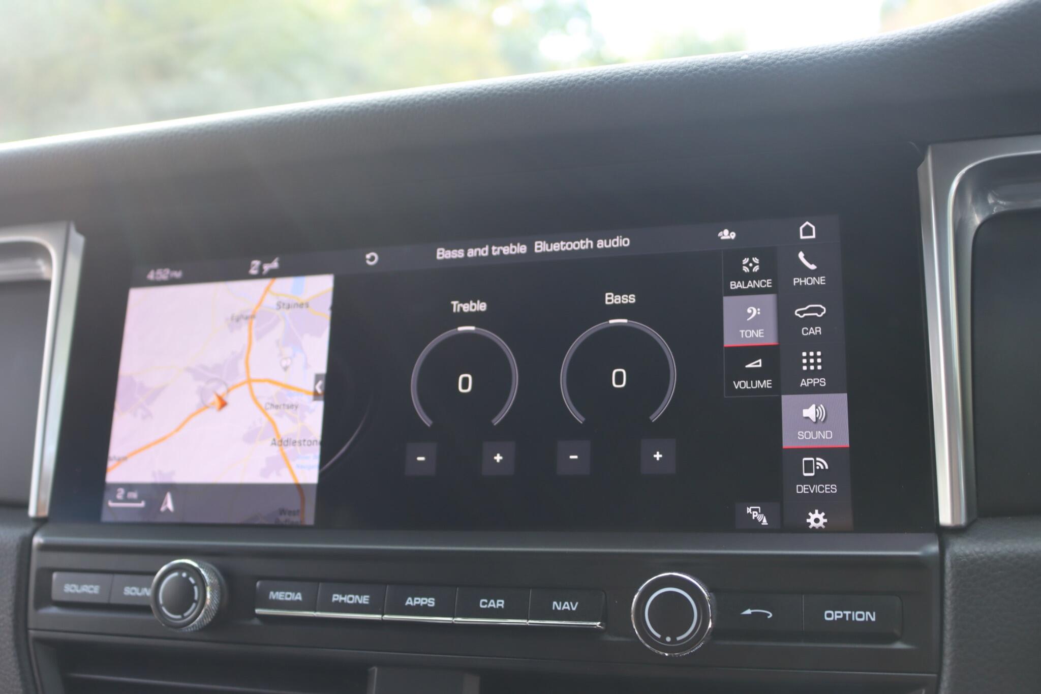 Porsche Macan view 46