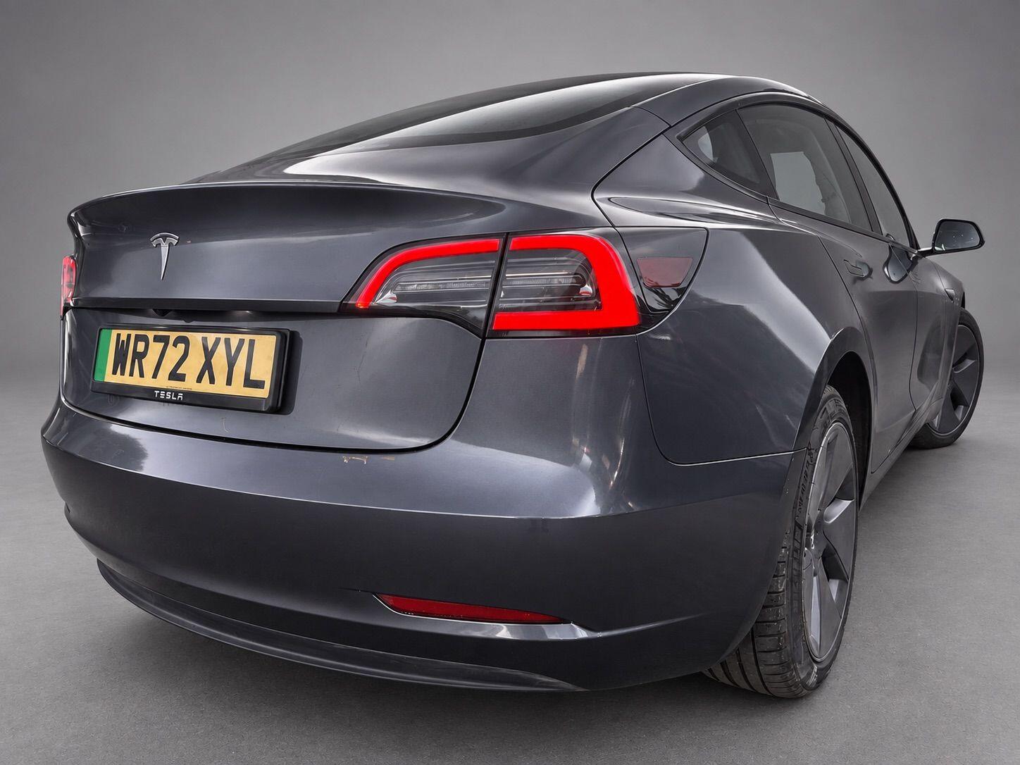 Tesla Model 3 view 14