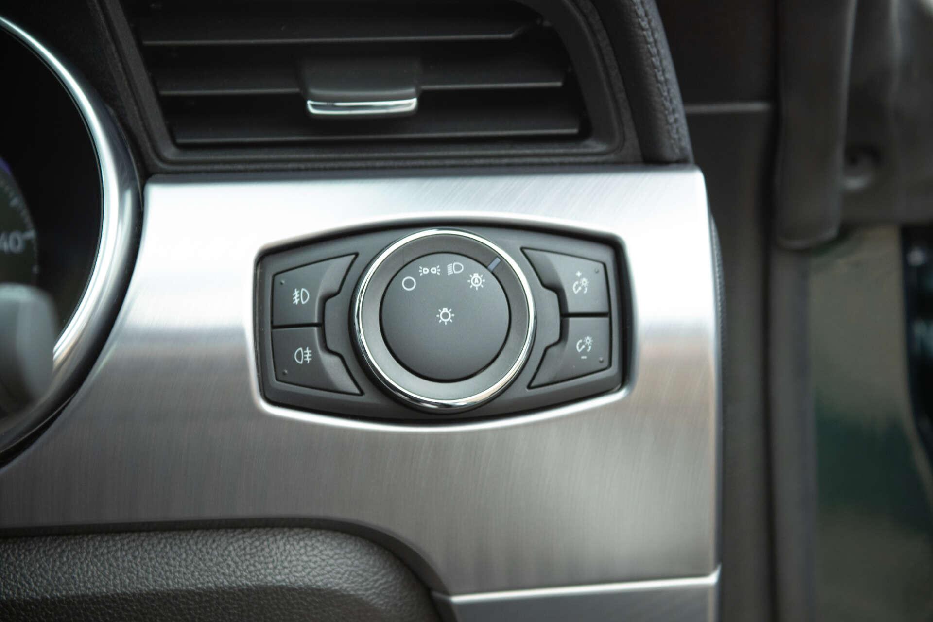 Ford Mustang view 44