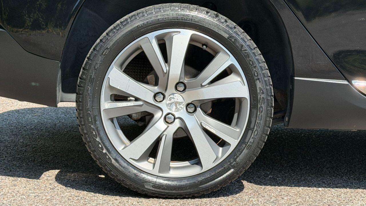 Peugeot 2008 view 35
