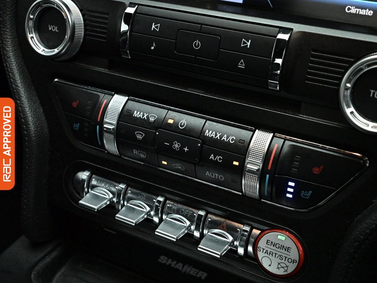 Ford Mustang view 14