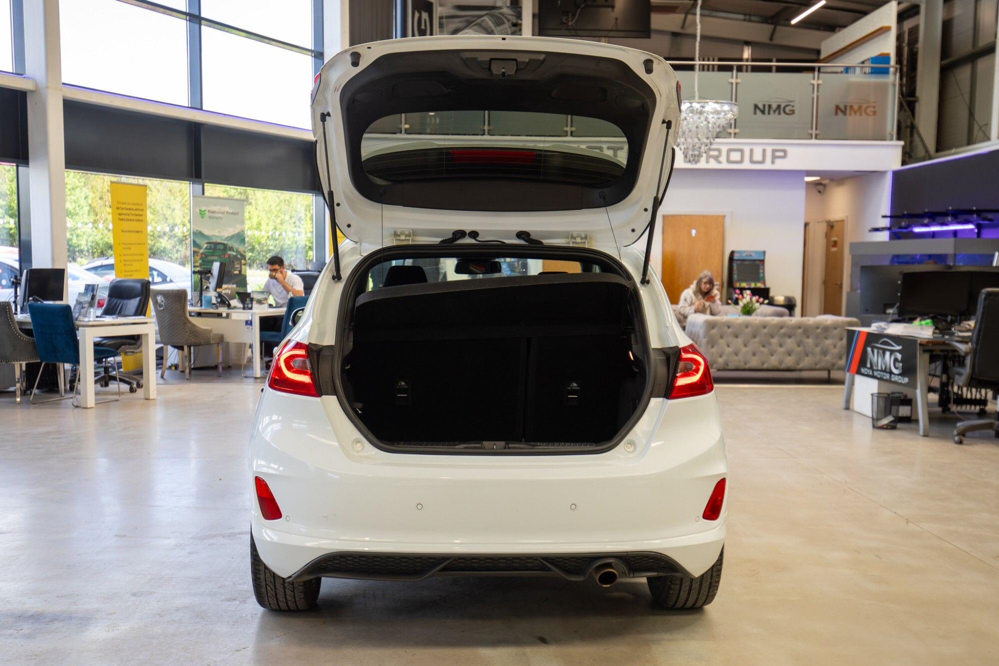 Ford Fiesta view 29
