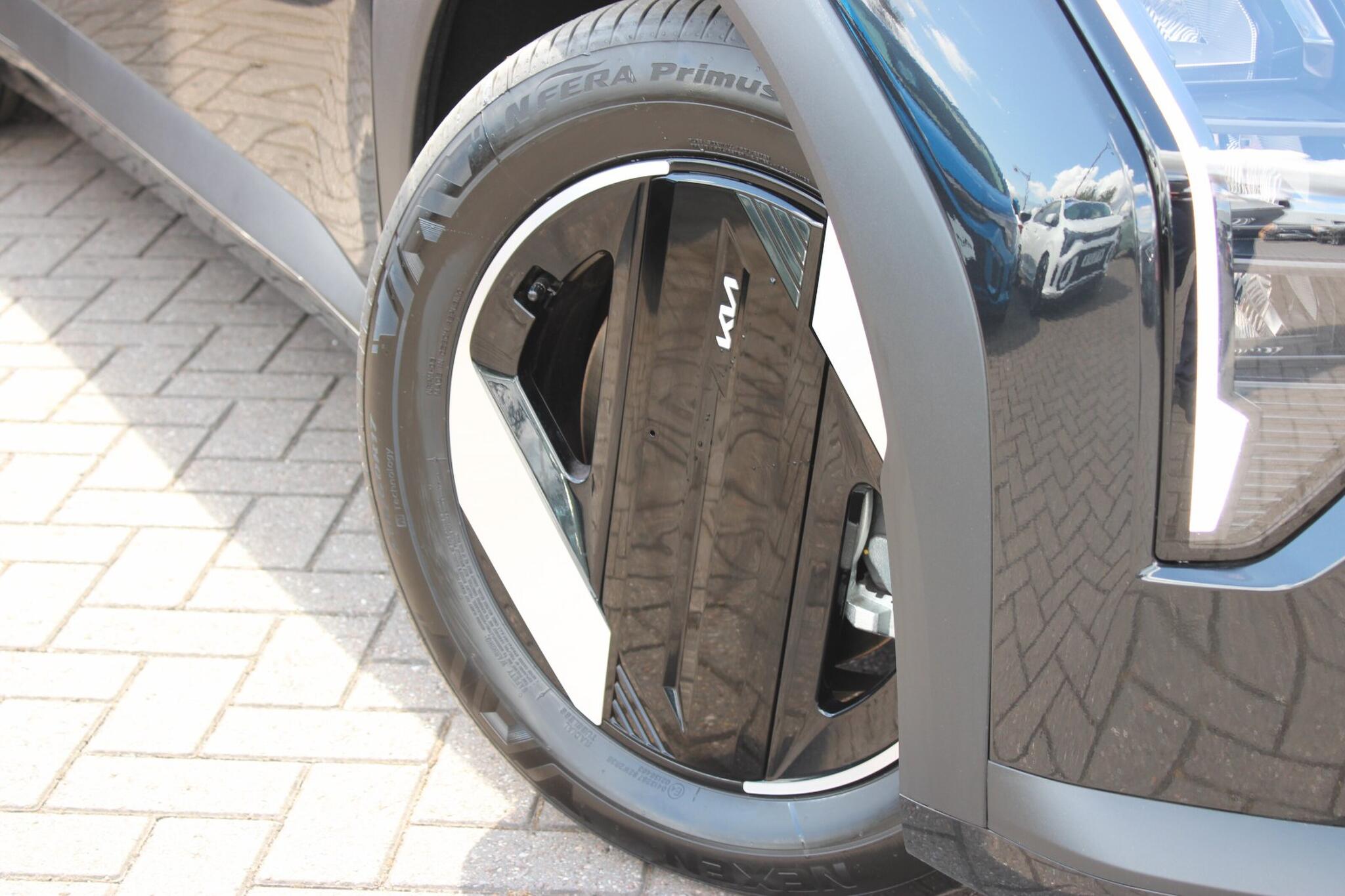 Kia Kia EV4 view 10