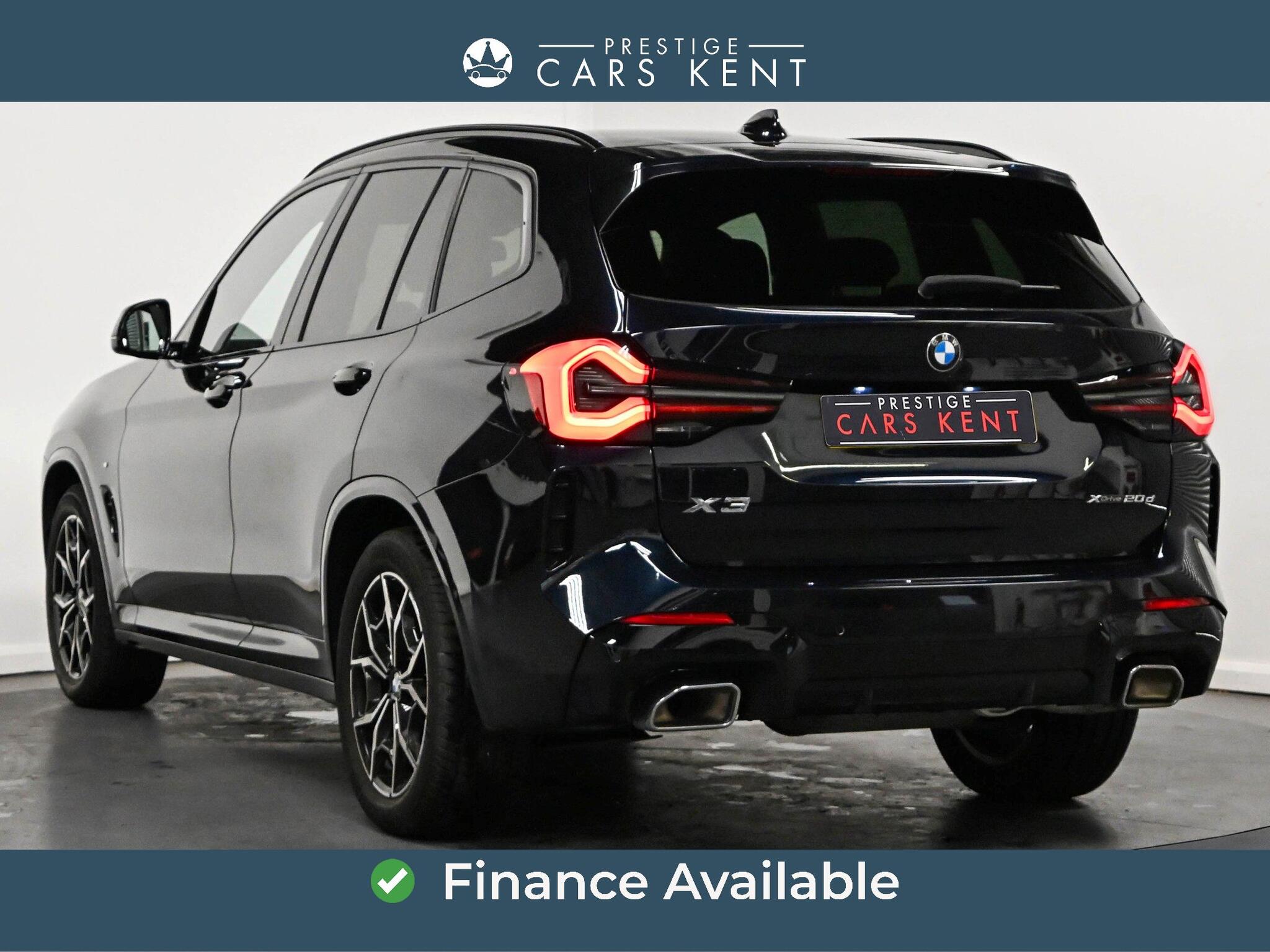 BMW X3 view 3