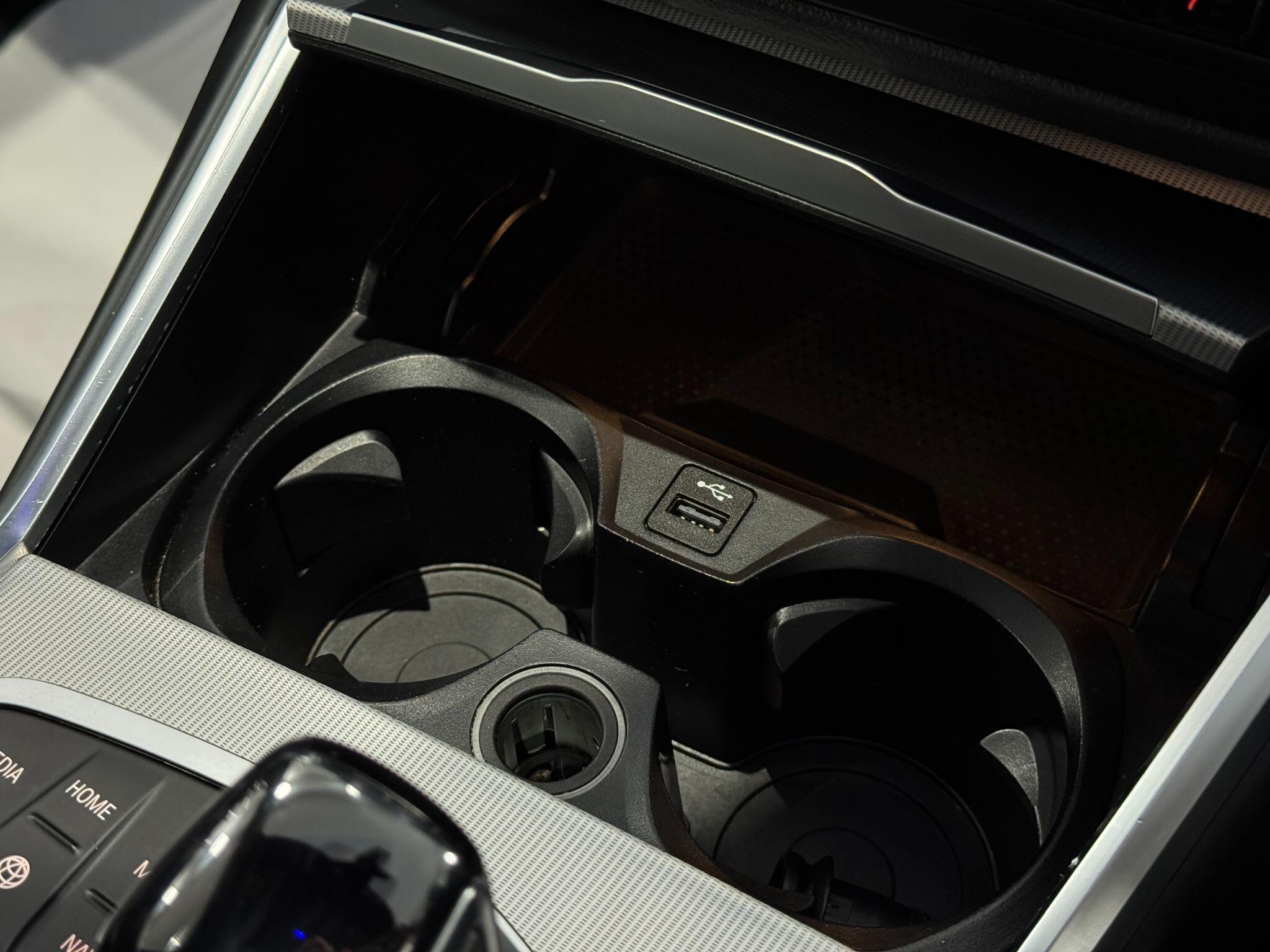 BMW 3 Series view 33