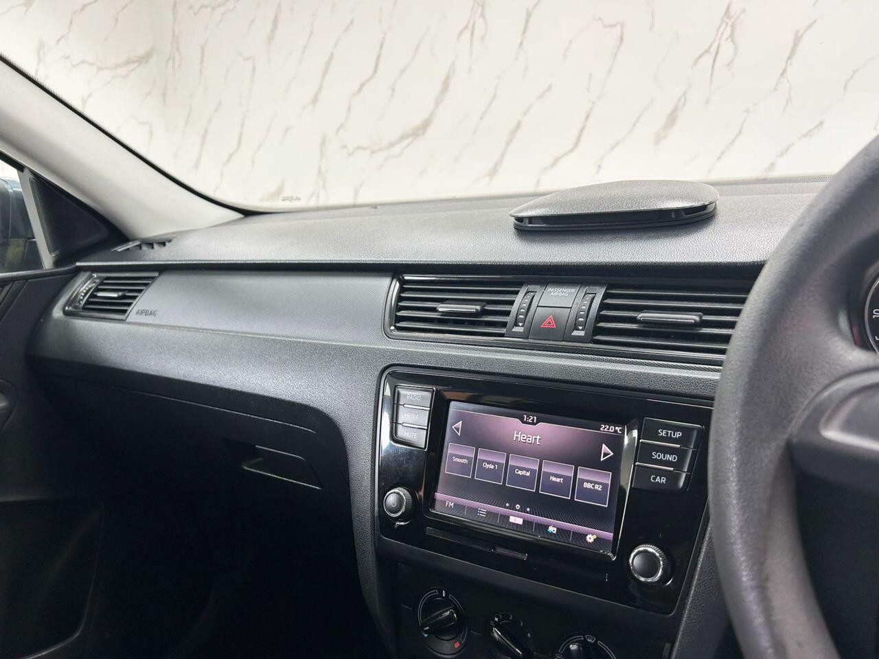 Skoda Rapid view 14