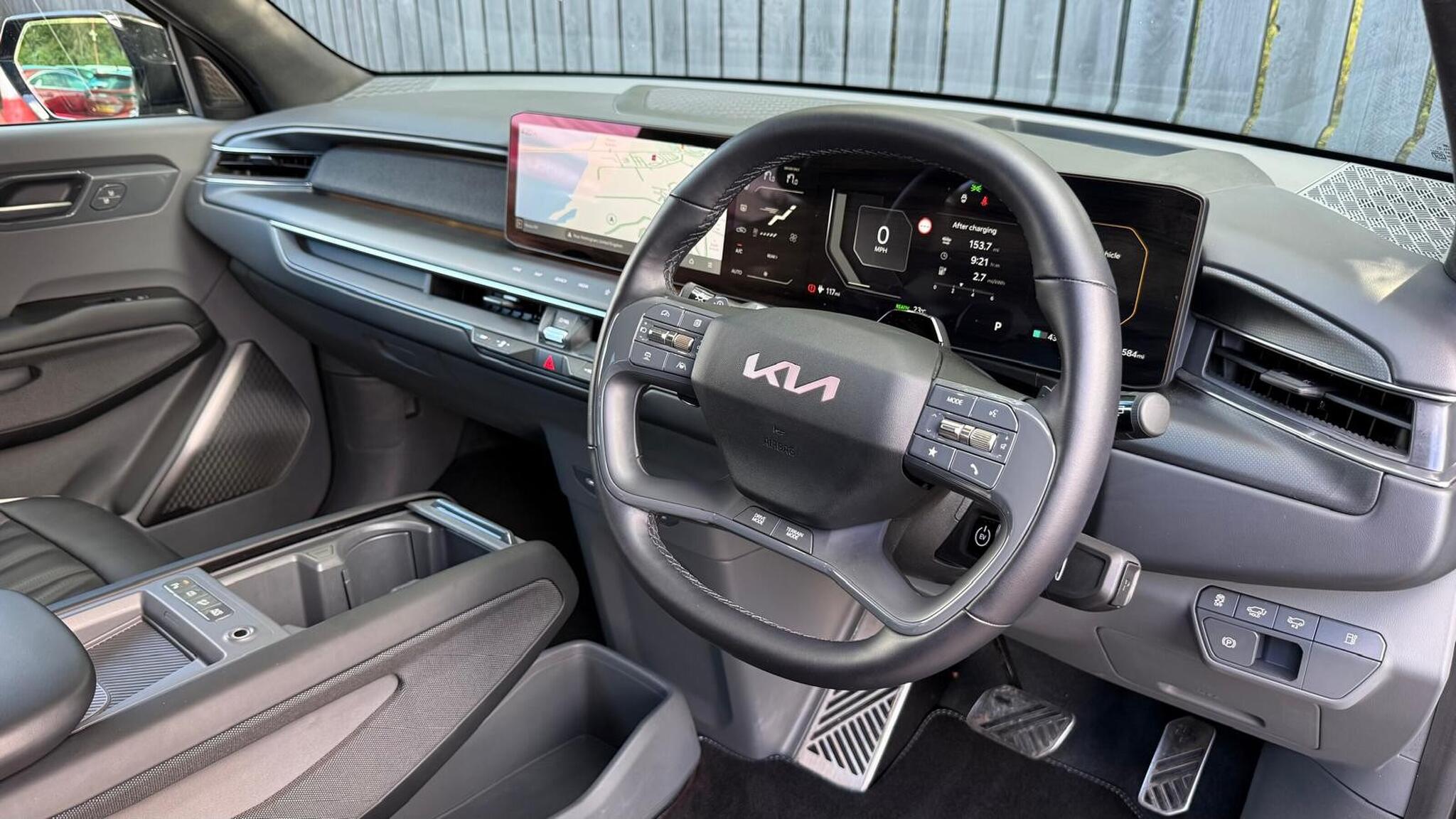 Kia EV9 view 20