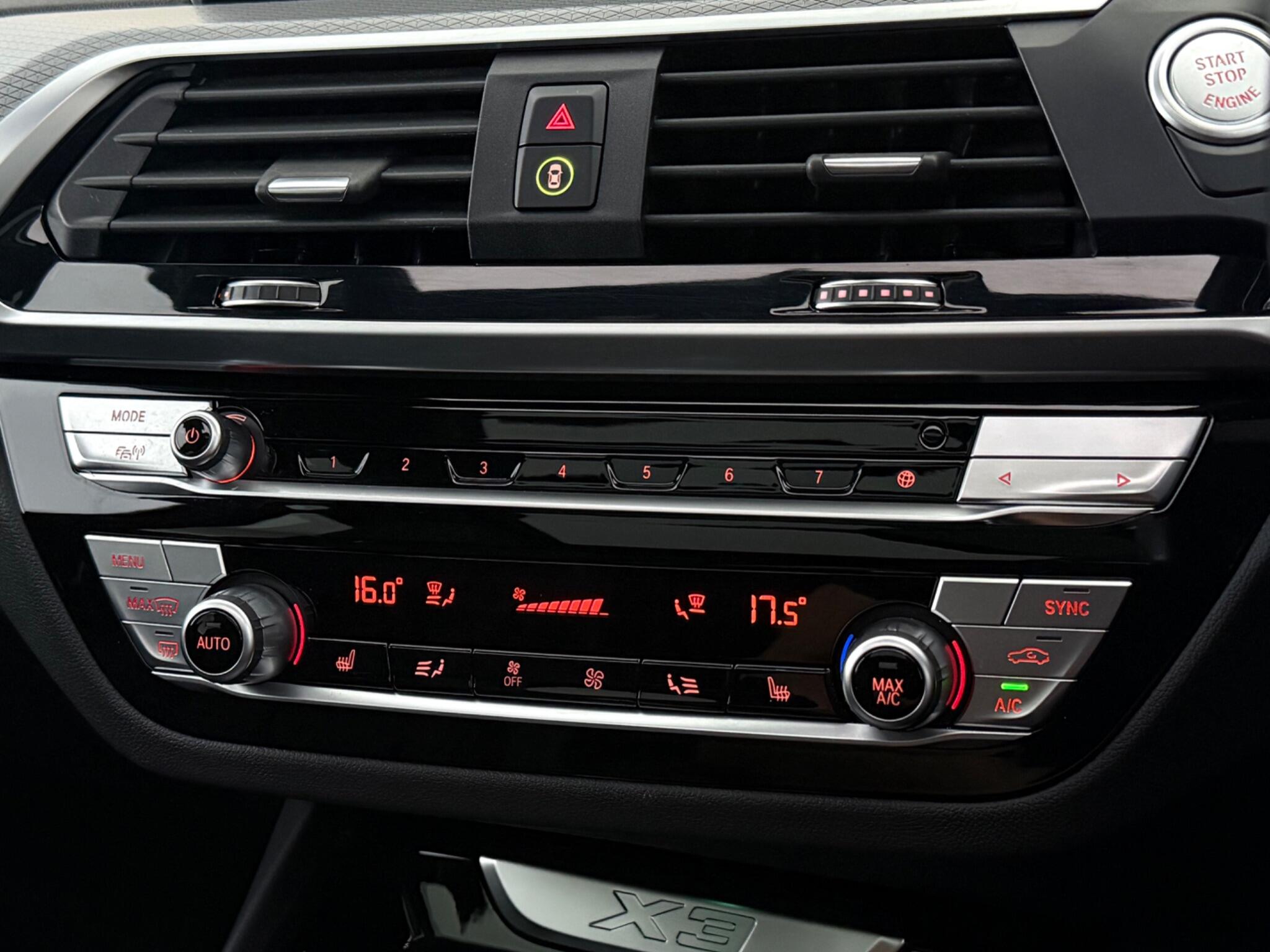 BMW X3 view 25