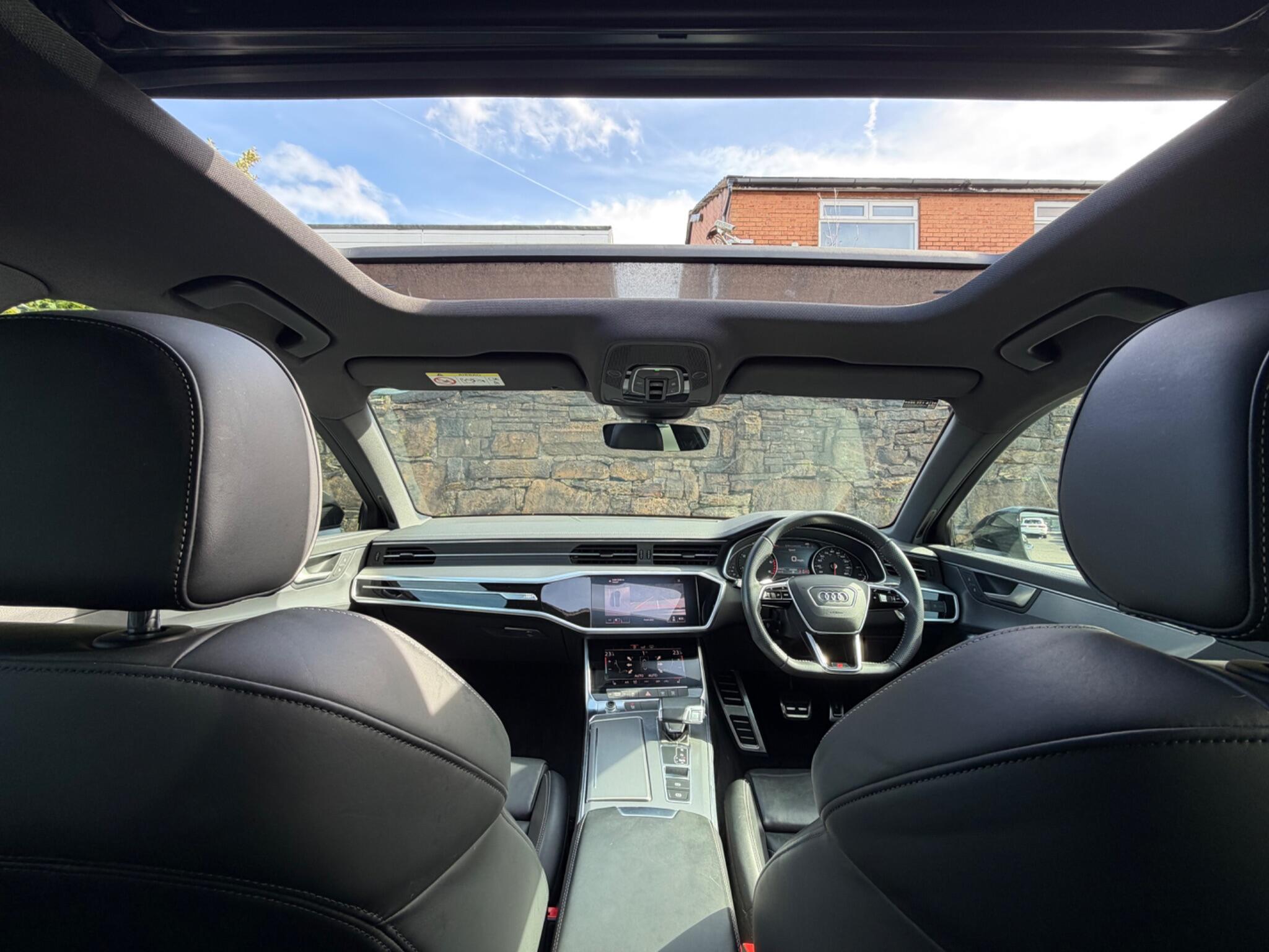 Audi A6 view 12